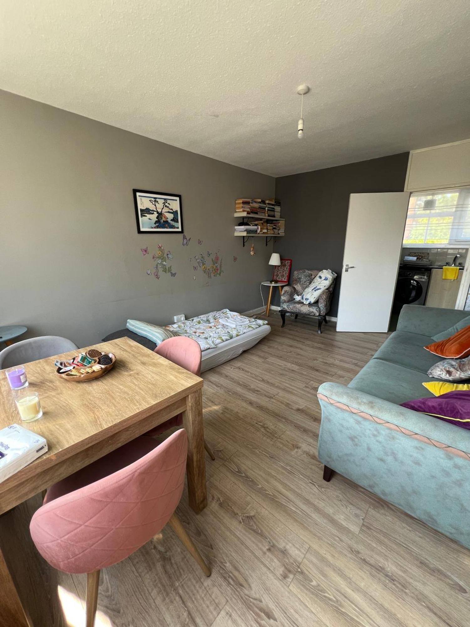 Flat In * London