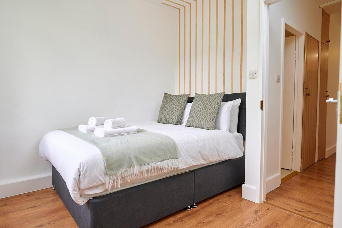 Apartment Elegant 3-bed Flat In Bayswater!