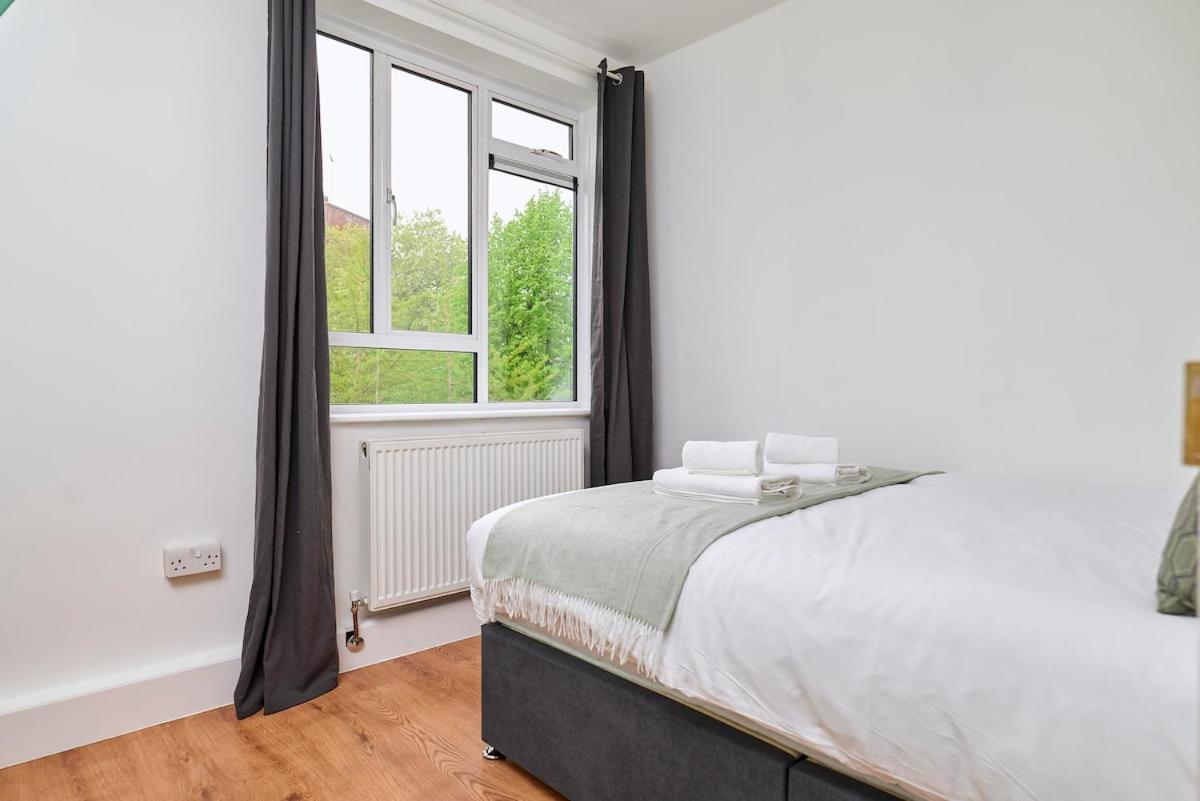 Elegant 3-bed Flat In Bayswater! Apartment