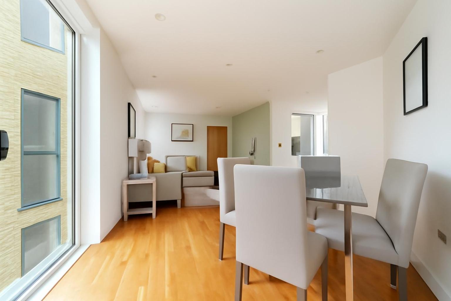 Limehouse Modern Flat London