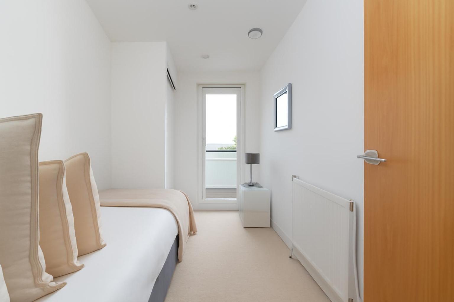 Limehouse Modern Flat