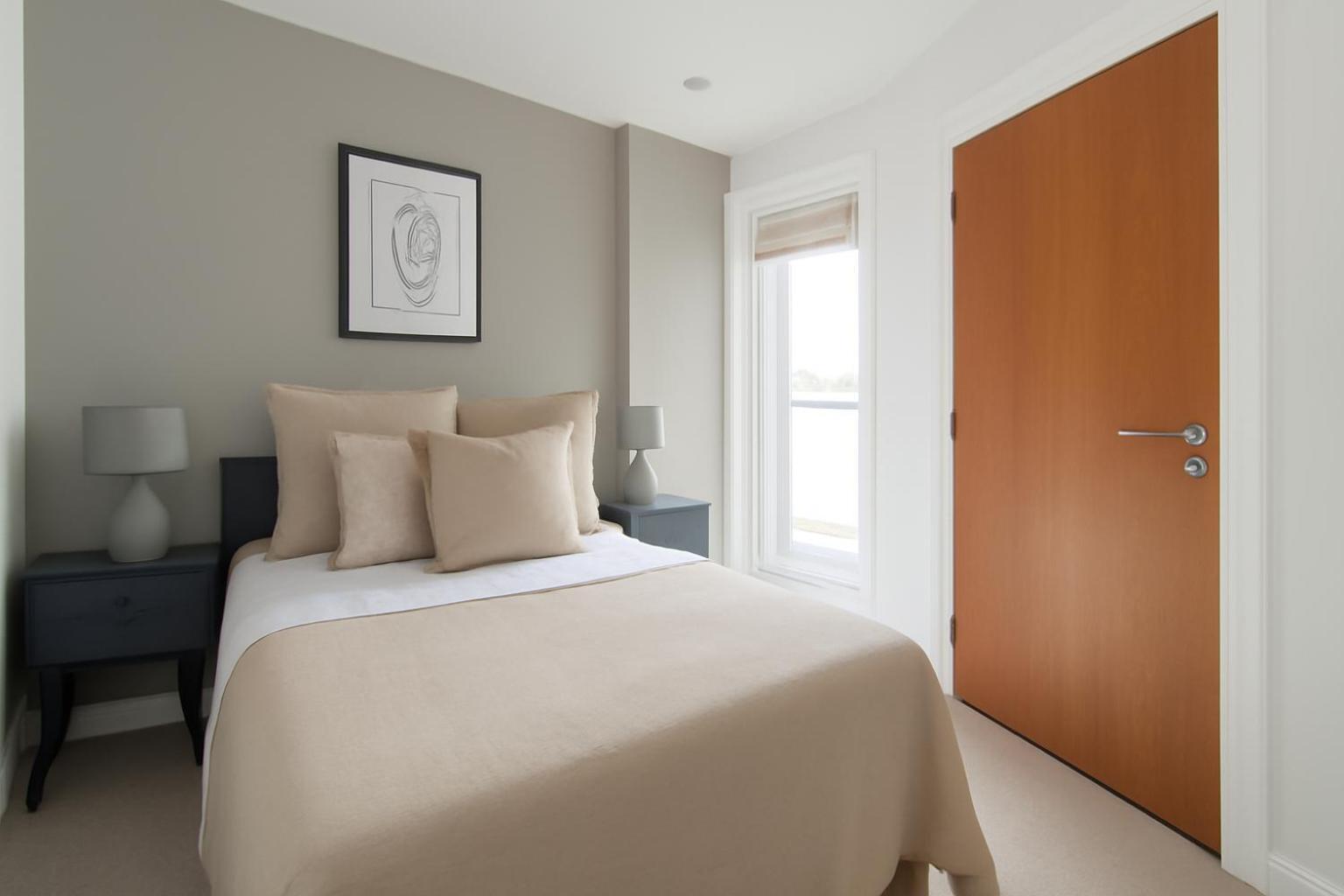 Limehouse Modern Flat *