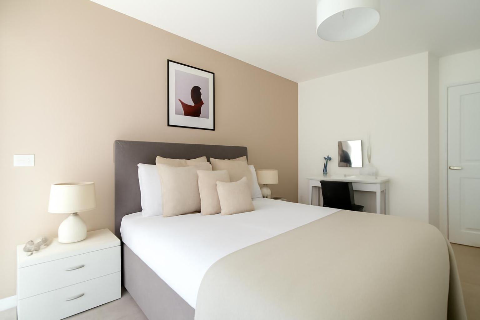 Limehouse Modern Flat *