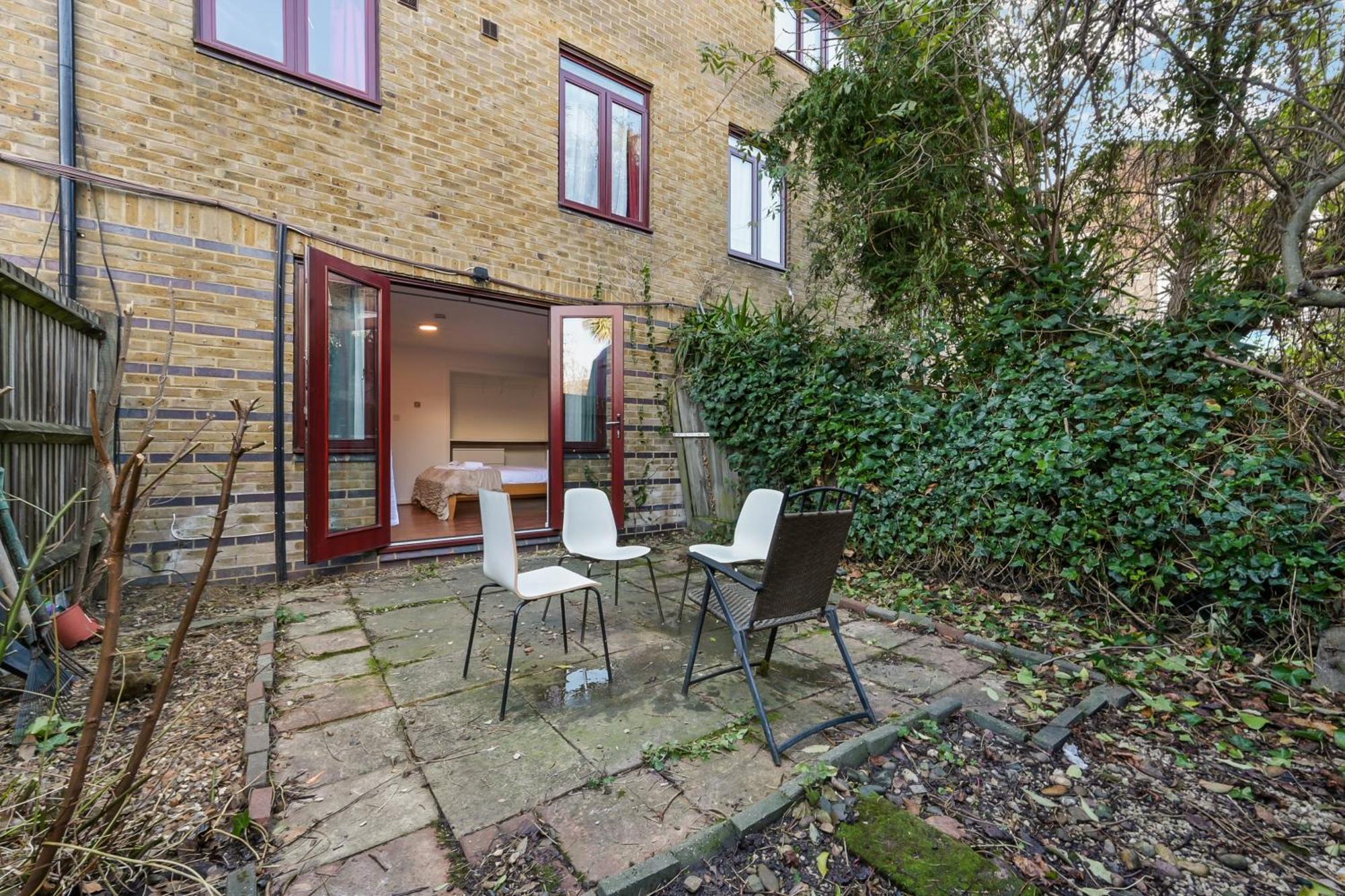 Beautiful Cosy House 4 Mins To Camden Town Station - 1 Min To Camden Market Holiday home London