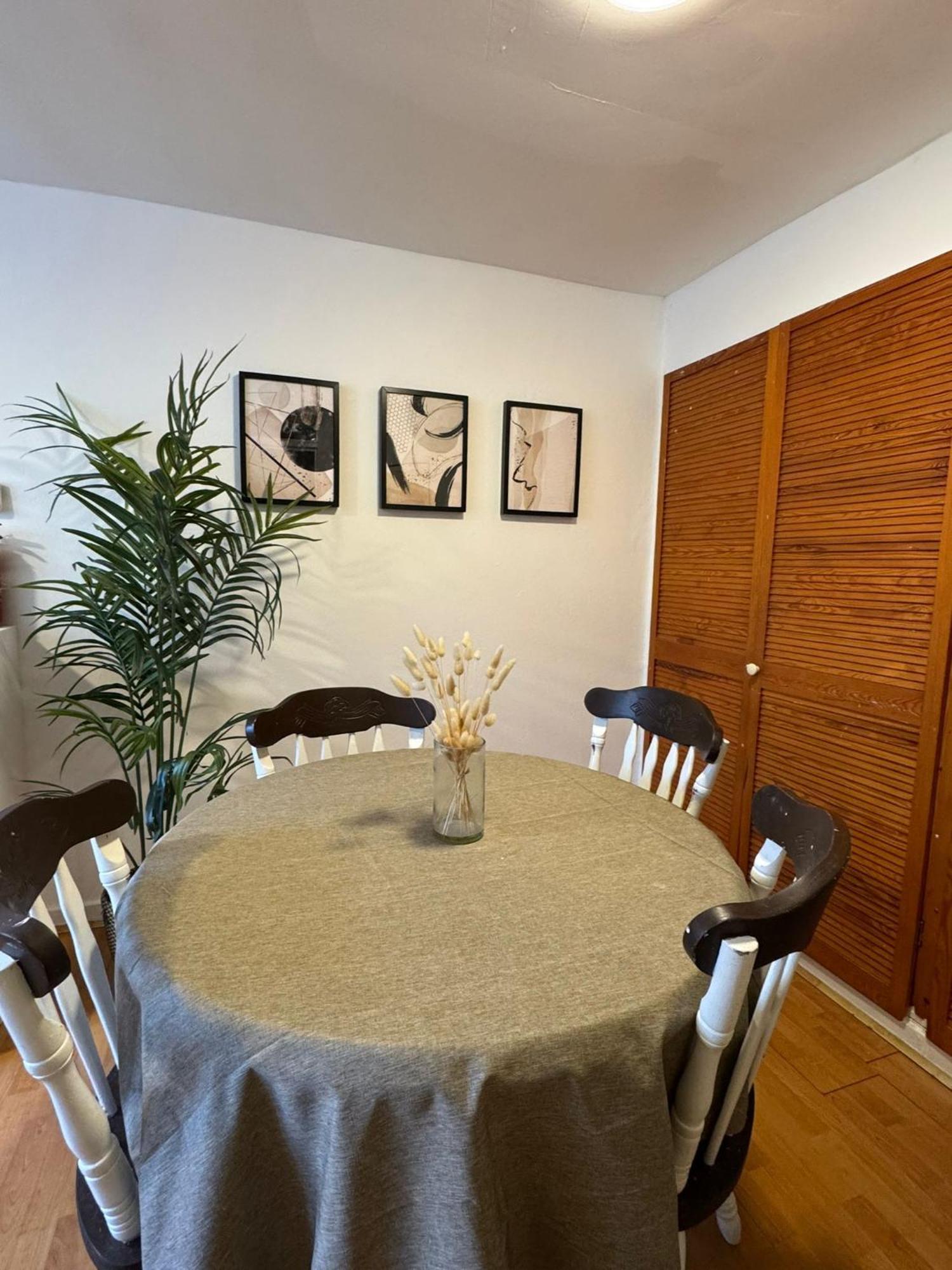 Beautiful Cosy House 4 Mins To Camden Town Station - 1 Min To Camden Market *