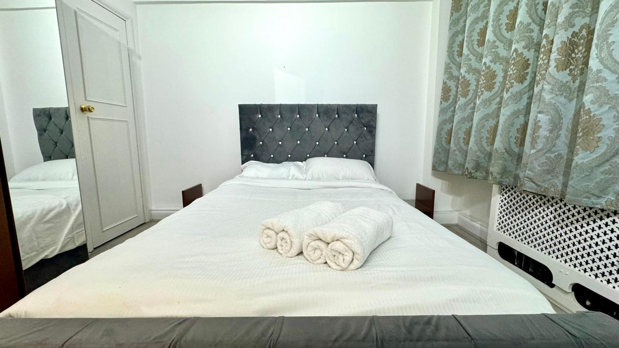 2 Bedroom Hosted By Amer Apartment