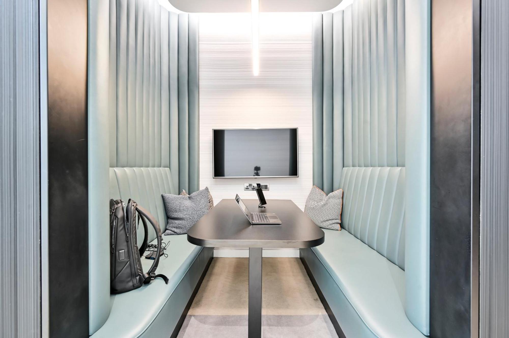 Executive -steps To Tube -quick Access To Apartment London