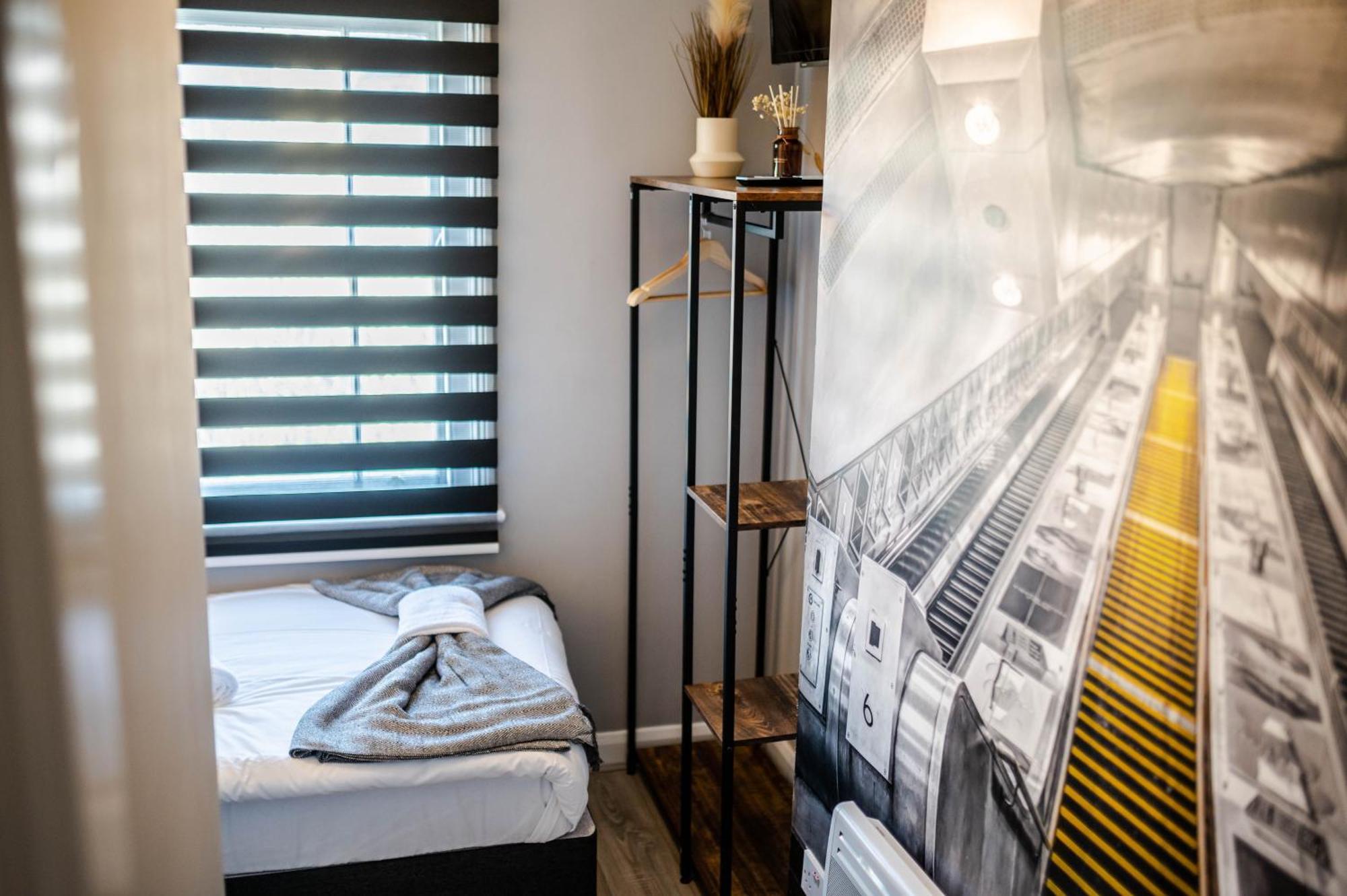 Charming In Apartment *