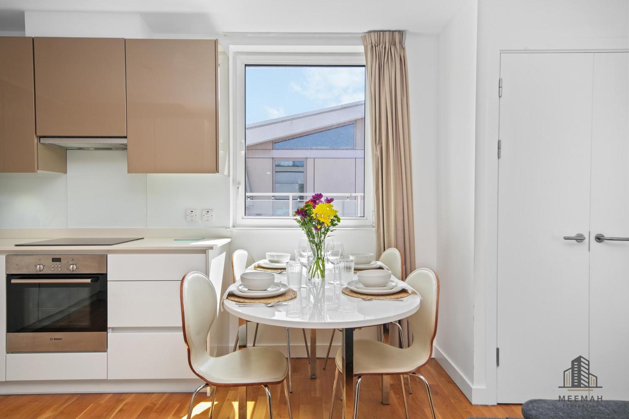 Modern 3 Bedroom - Olympic Park - E20 Stratford * London