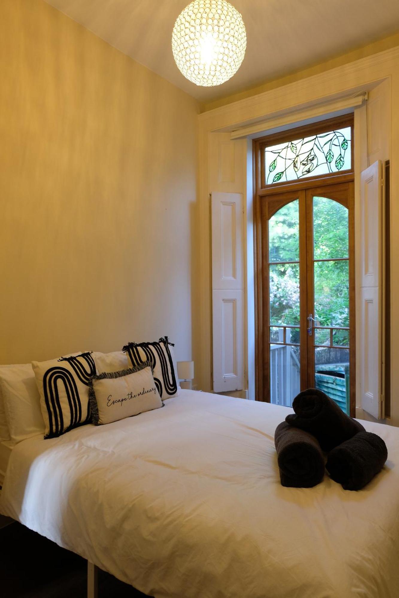 Amanah - 2 Bed Iconic Abbey Road Zone 2 Apartment