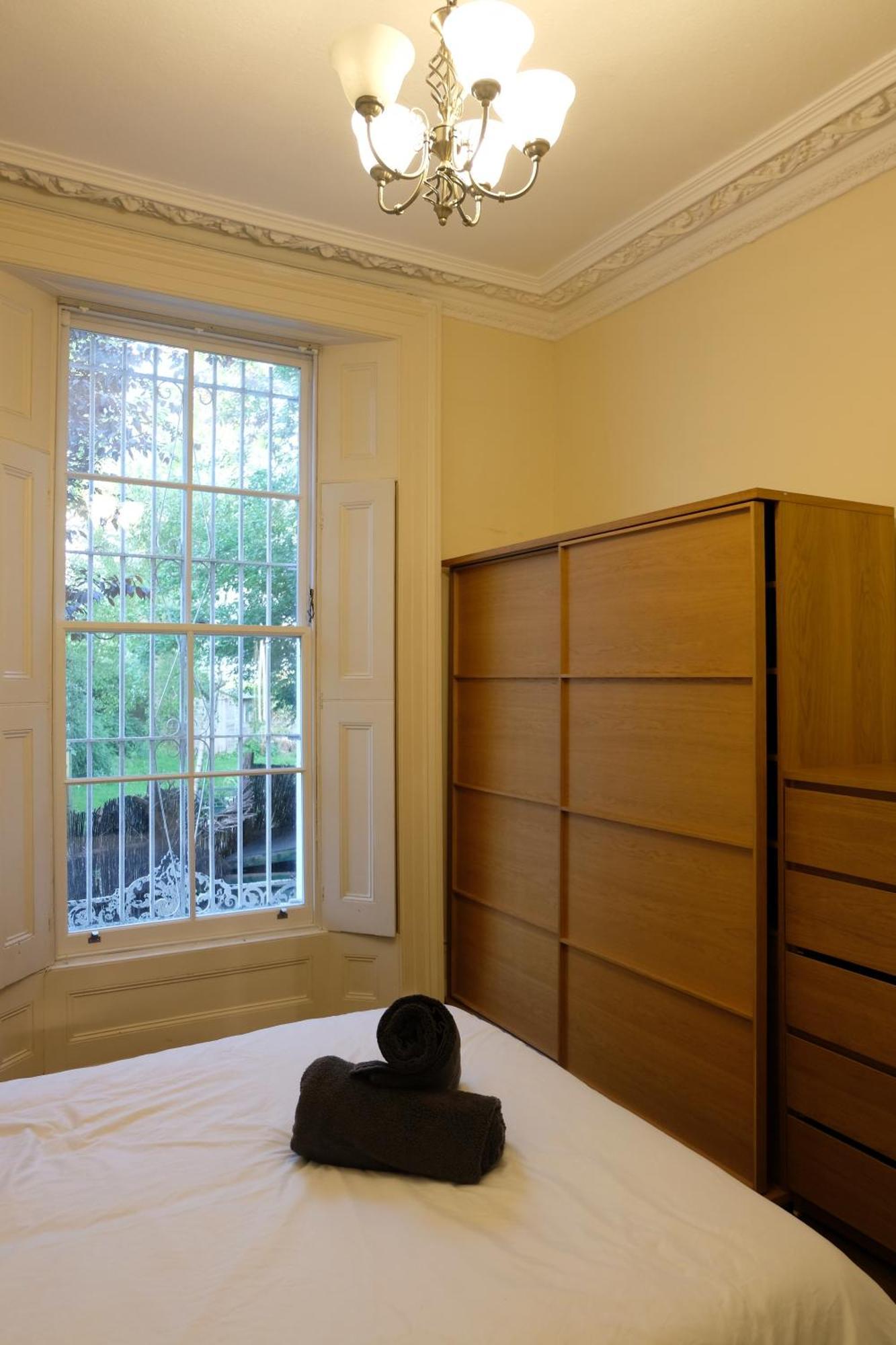 Apartment Amanah - 2 Bed Iconic Abbey Road Zone 2 *