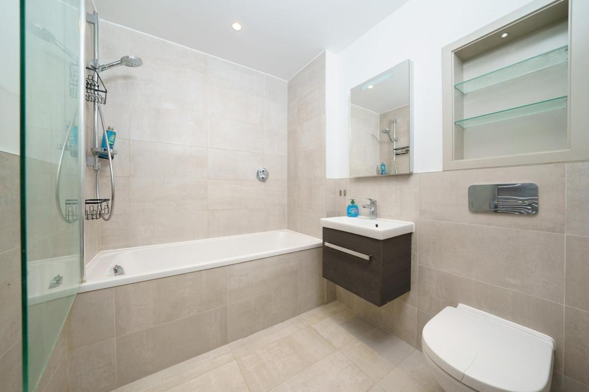 Modern 1br Escape Prime North * London