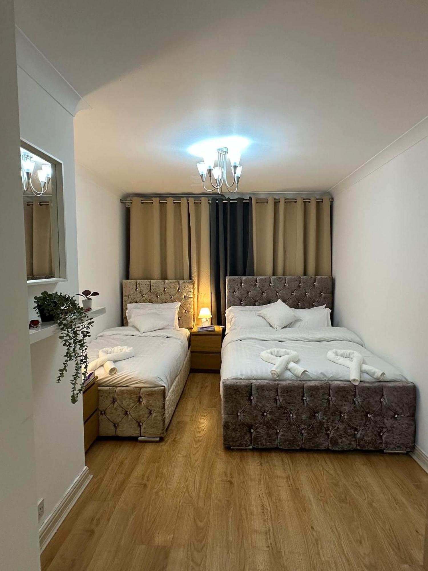 Apartment 2 Bedroom With Security 24