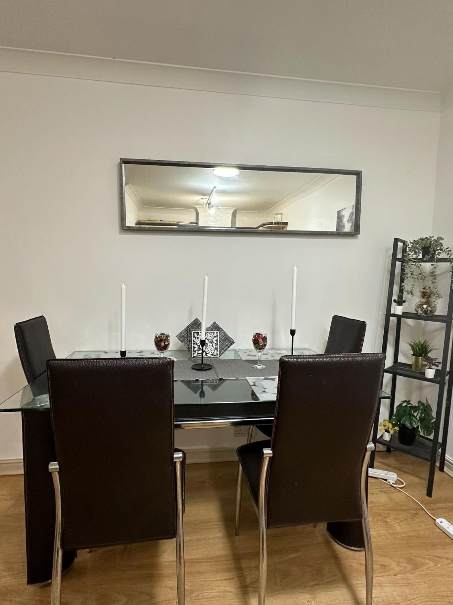 2 Bedroom With Security 24 Apartment *