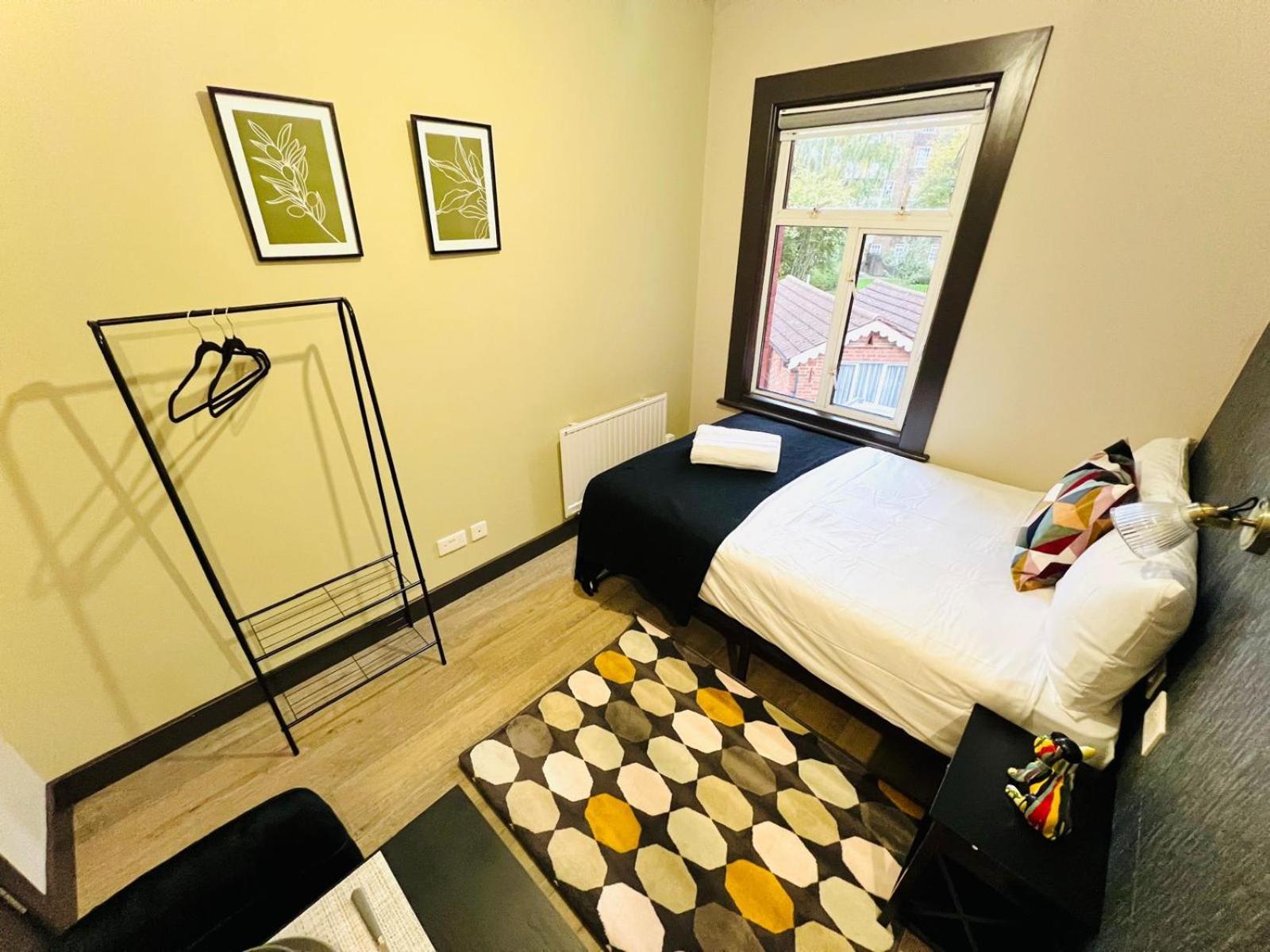 Apartment Caledonian House - Vibrant Vibe