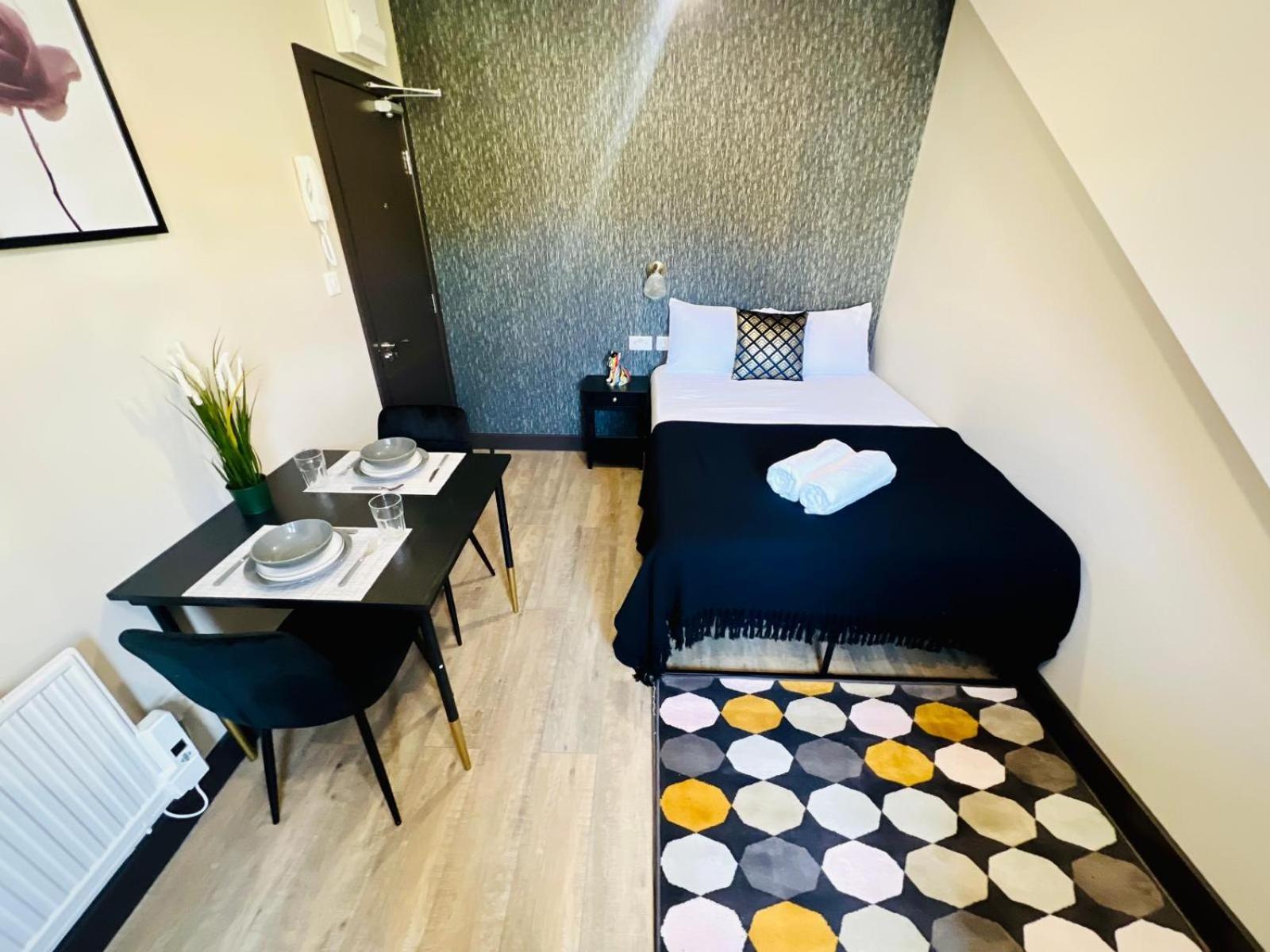 Caledonian House - Vibrant Vibe Apartment London