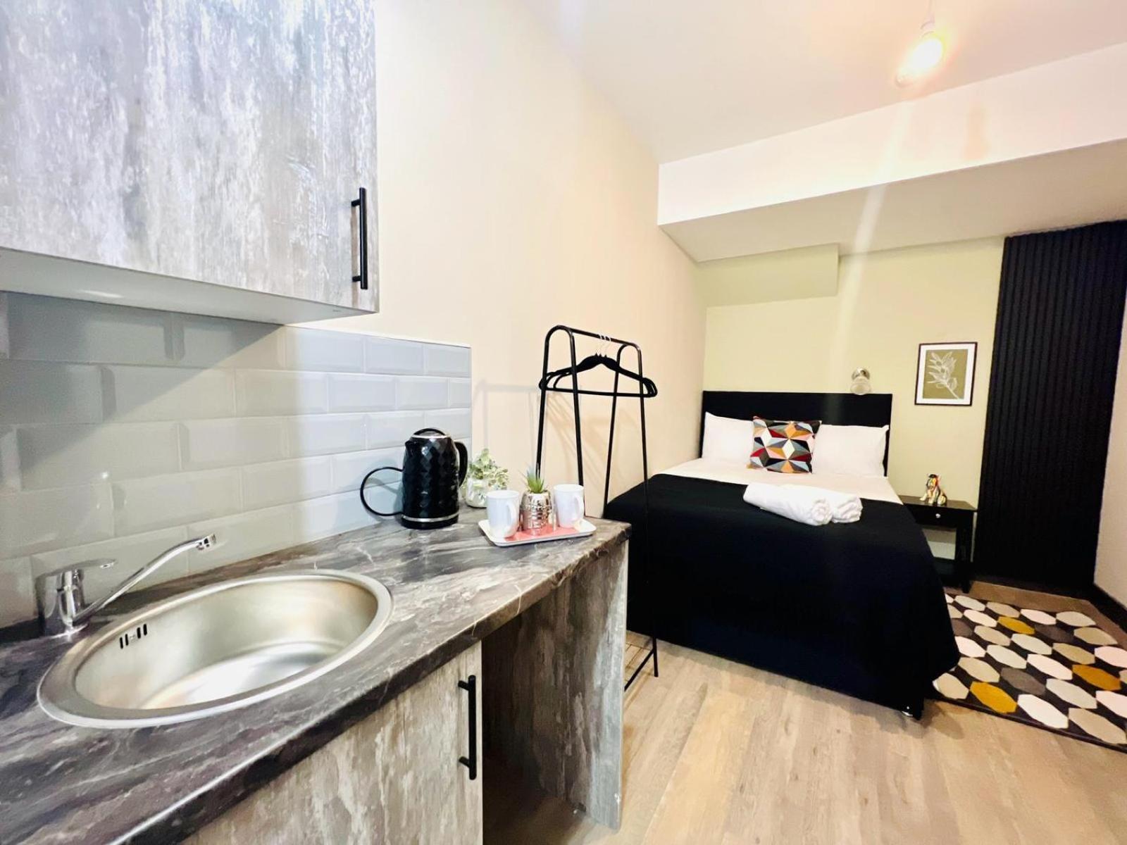 Caledonian House - Vibrant Vibe Apartment *