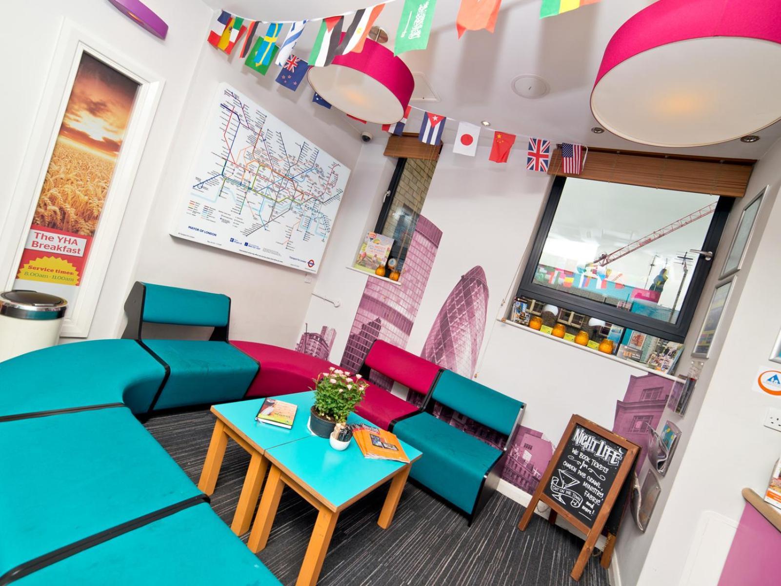 Yha Oxford Street Hostel *