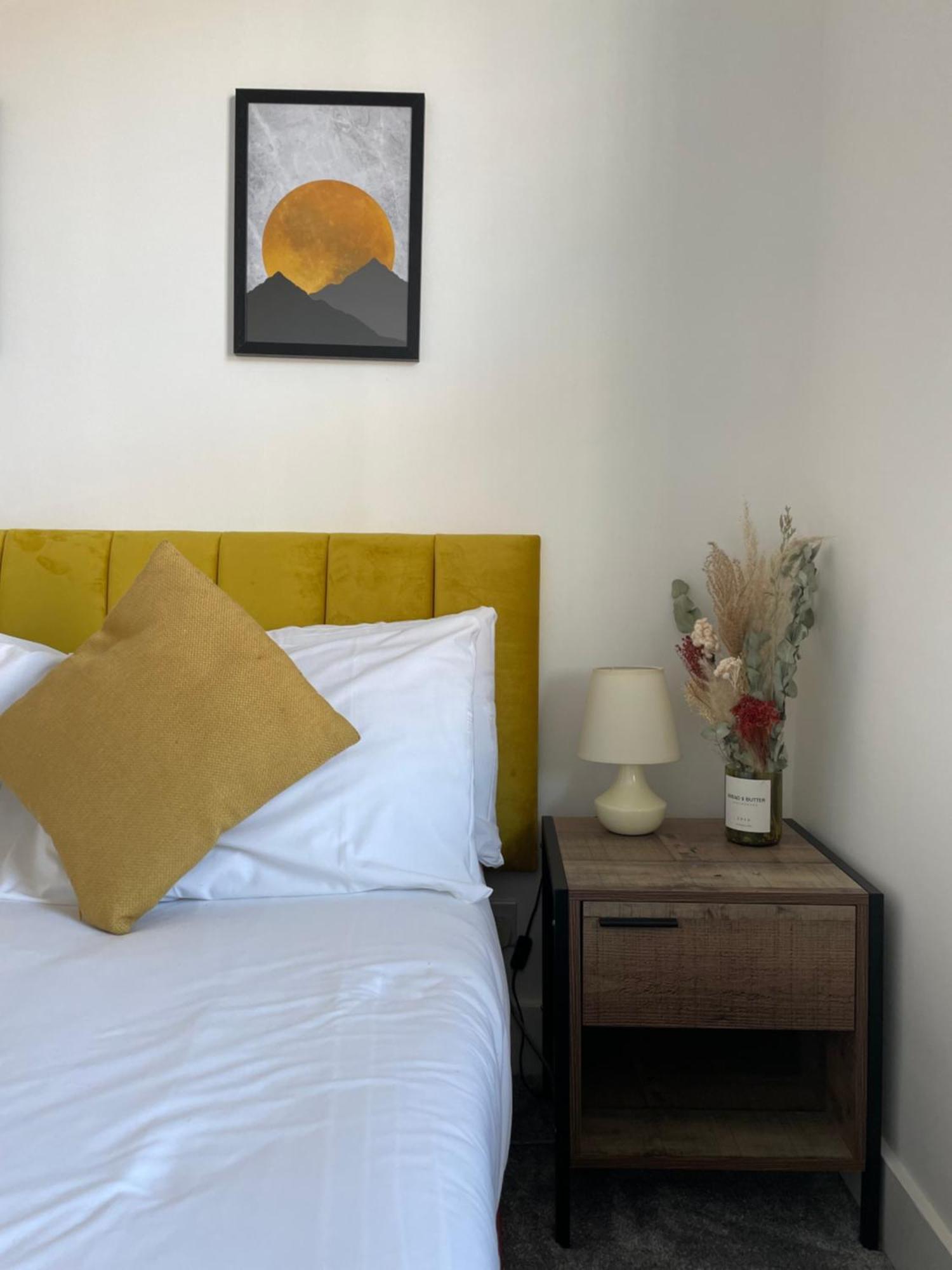Apartment 2 Bed Flat West Kensington/fulham *