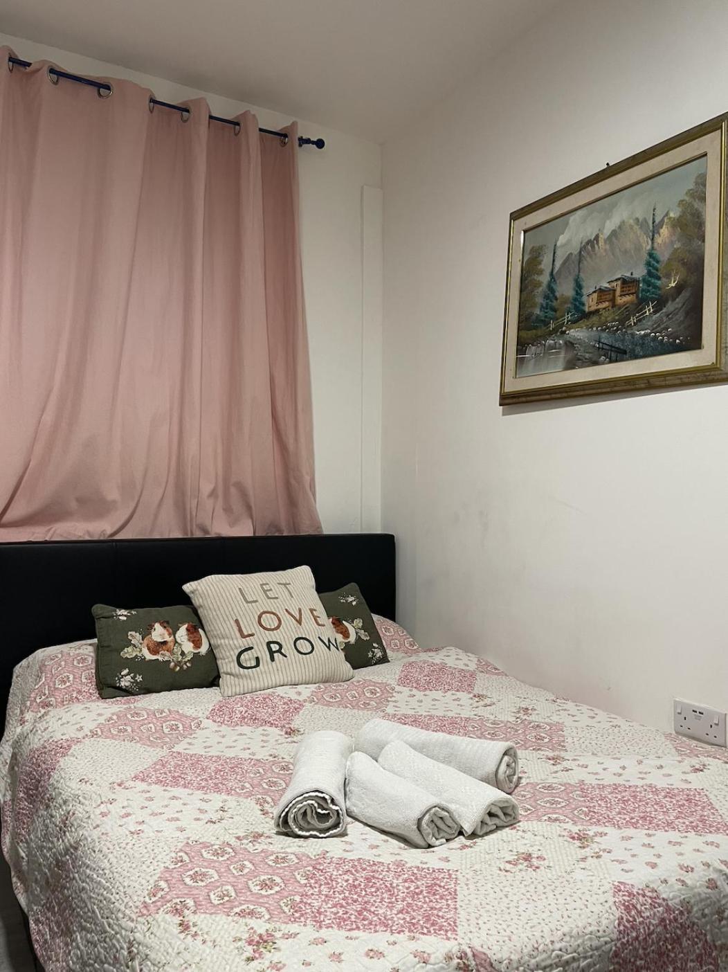 Homey Flat In Heart Of Apartment London