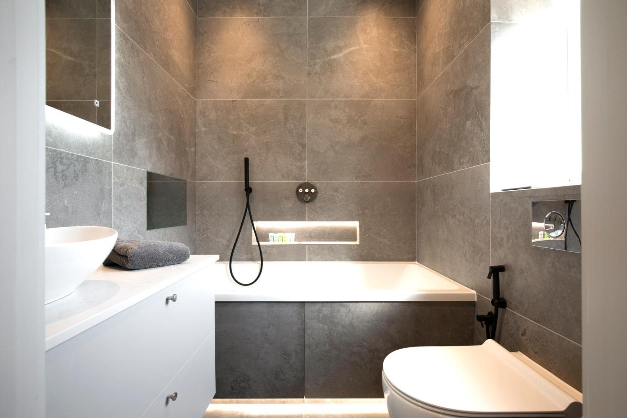 Luxury 3 Bedroom Flat 5 Min To Tube Station Apartment *