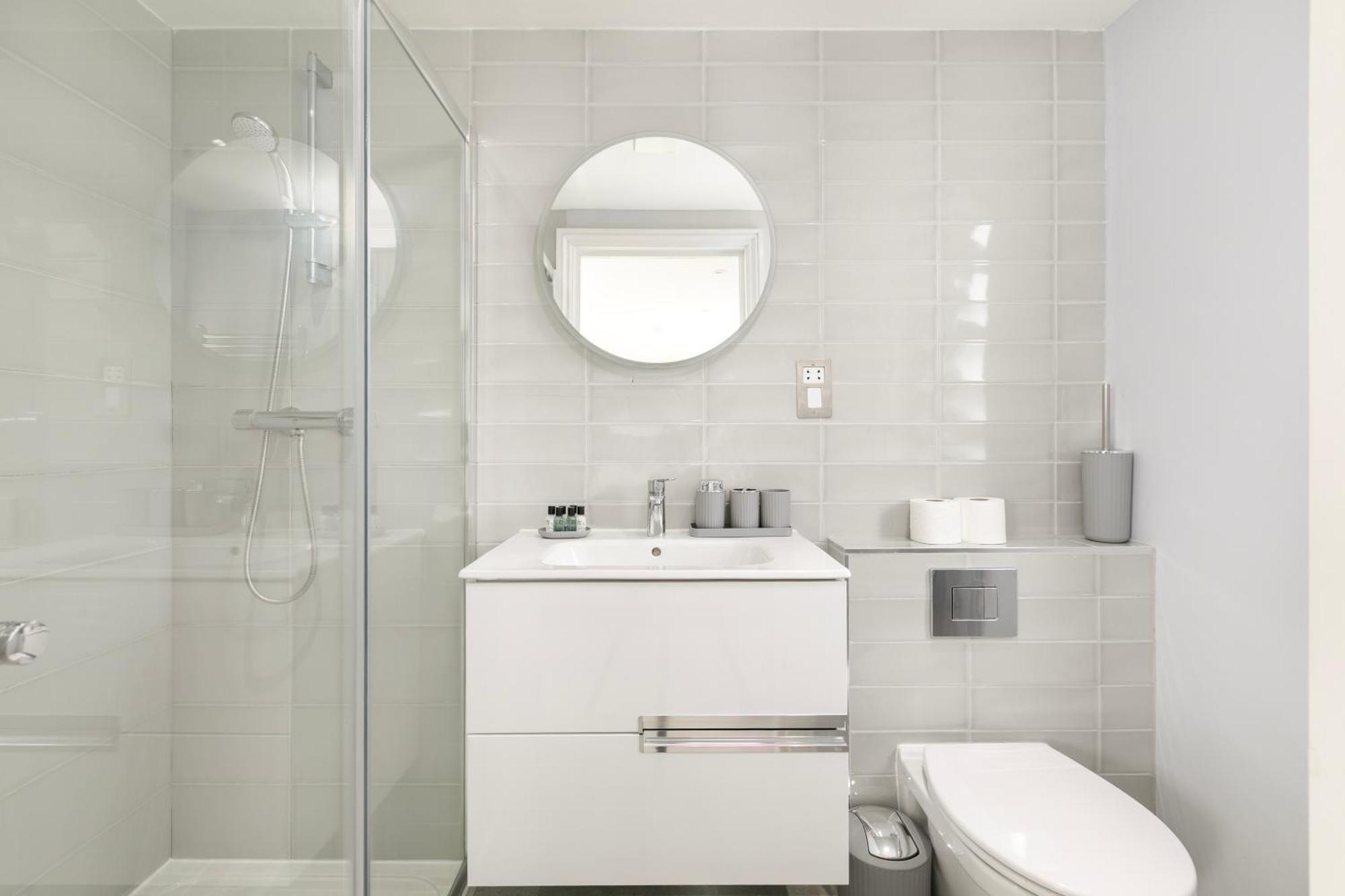 5 Bedroom Garden Hse Near Tube & Hampstead Heath * Londen