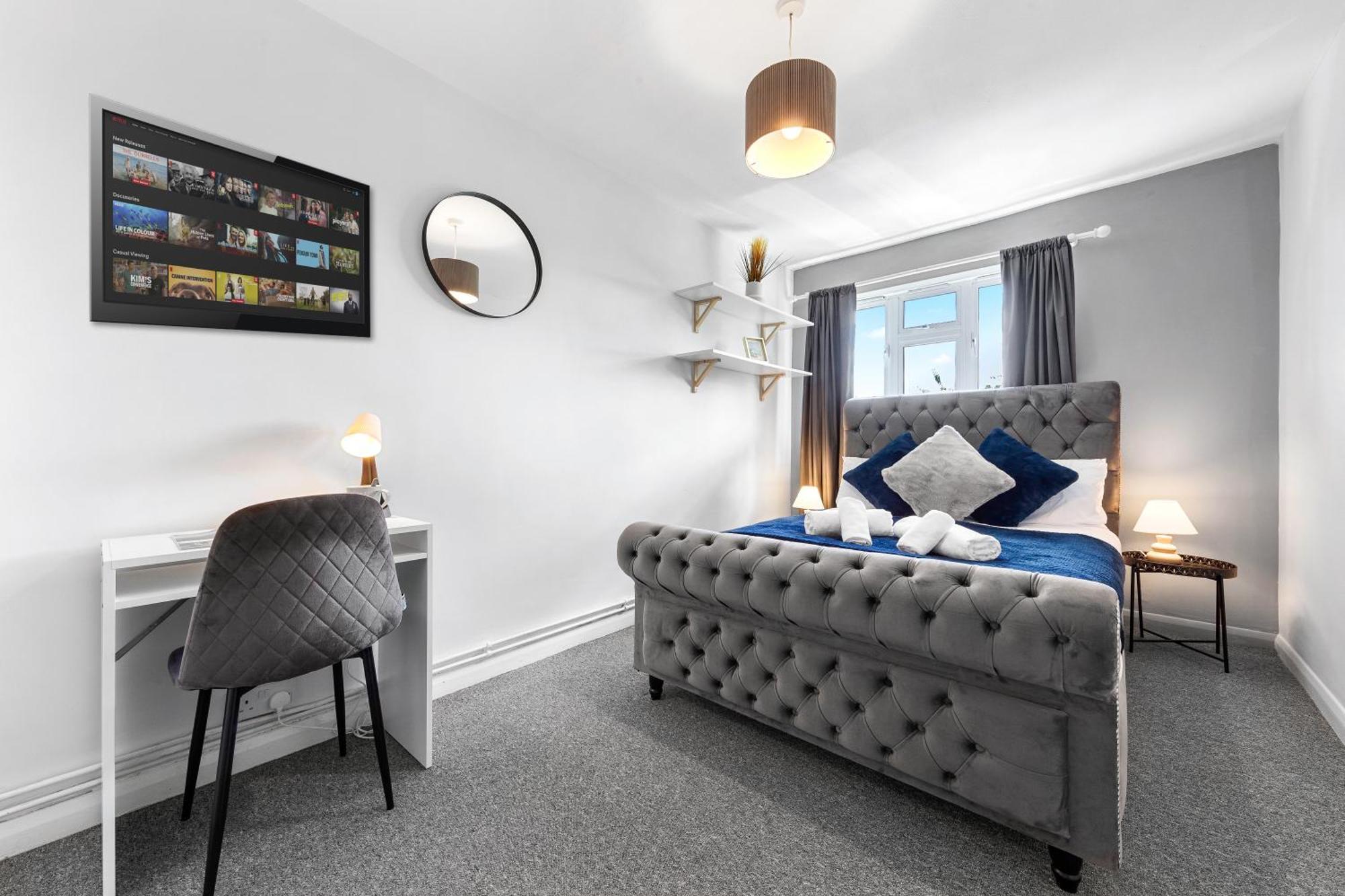 Trinity Apartment *