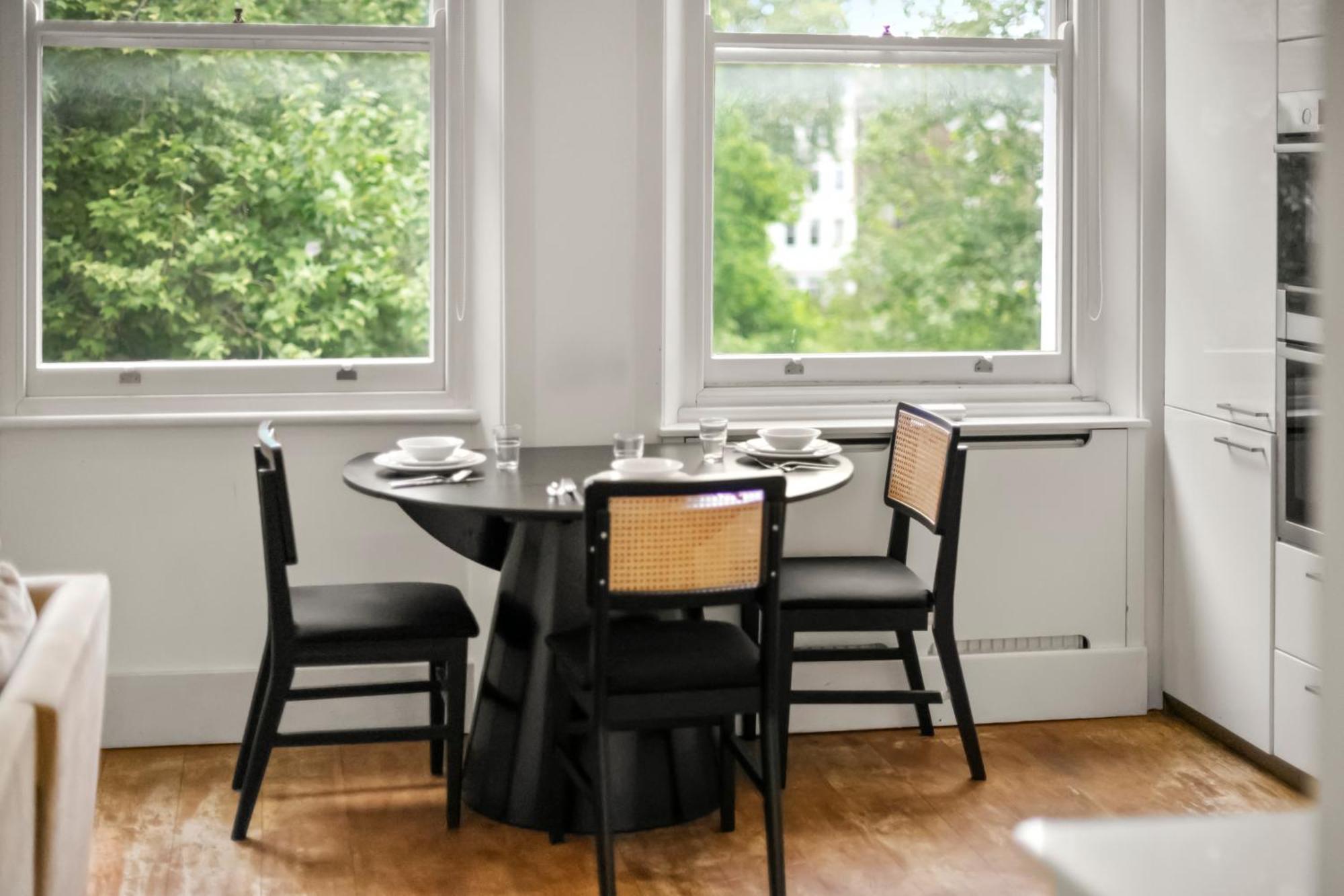Apartment Prime 2 Bedroom Apt, Kensington Garden Square View
