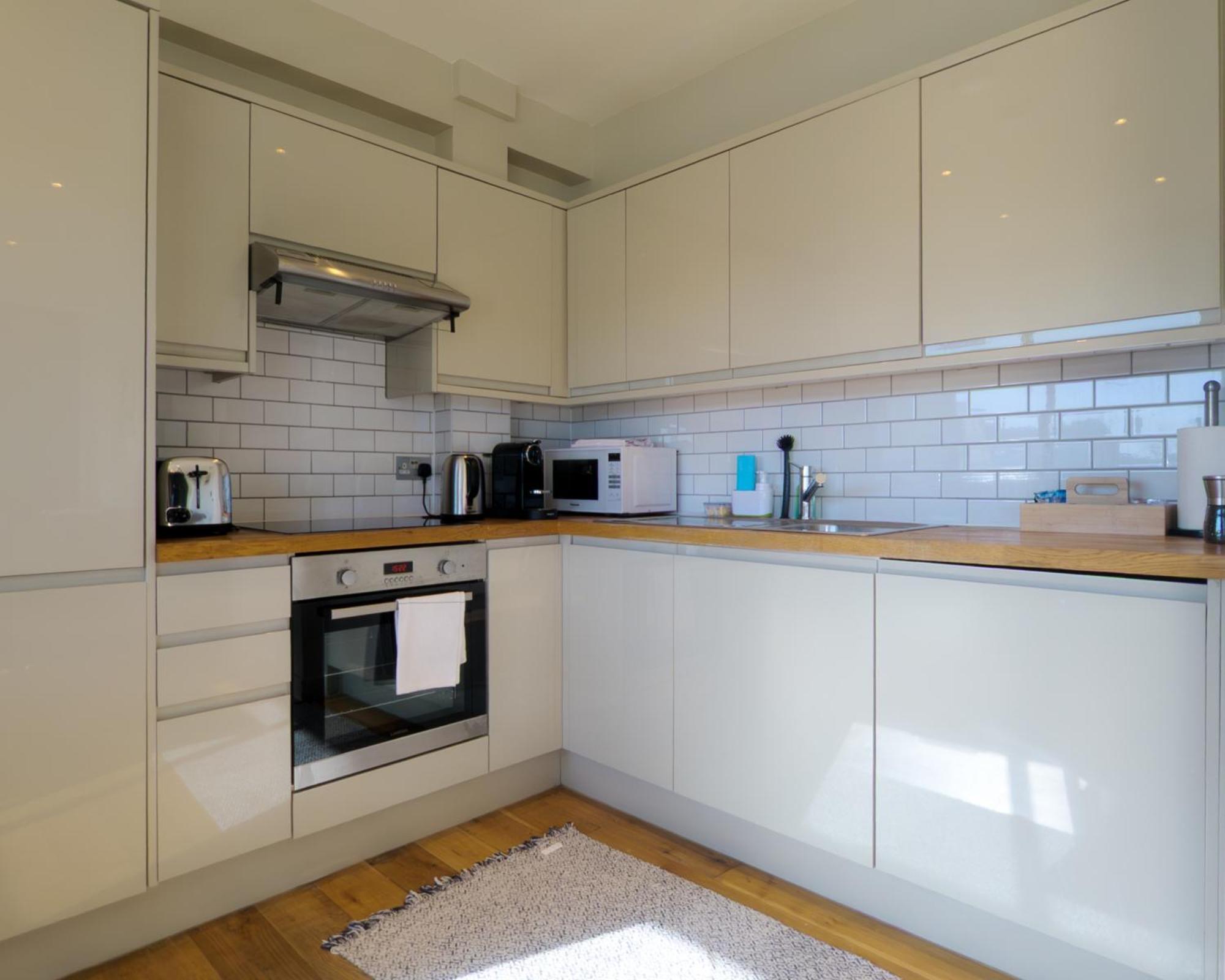 Clapham Park 1 * London