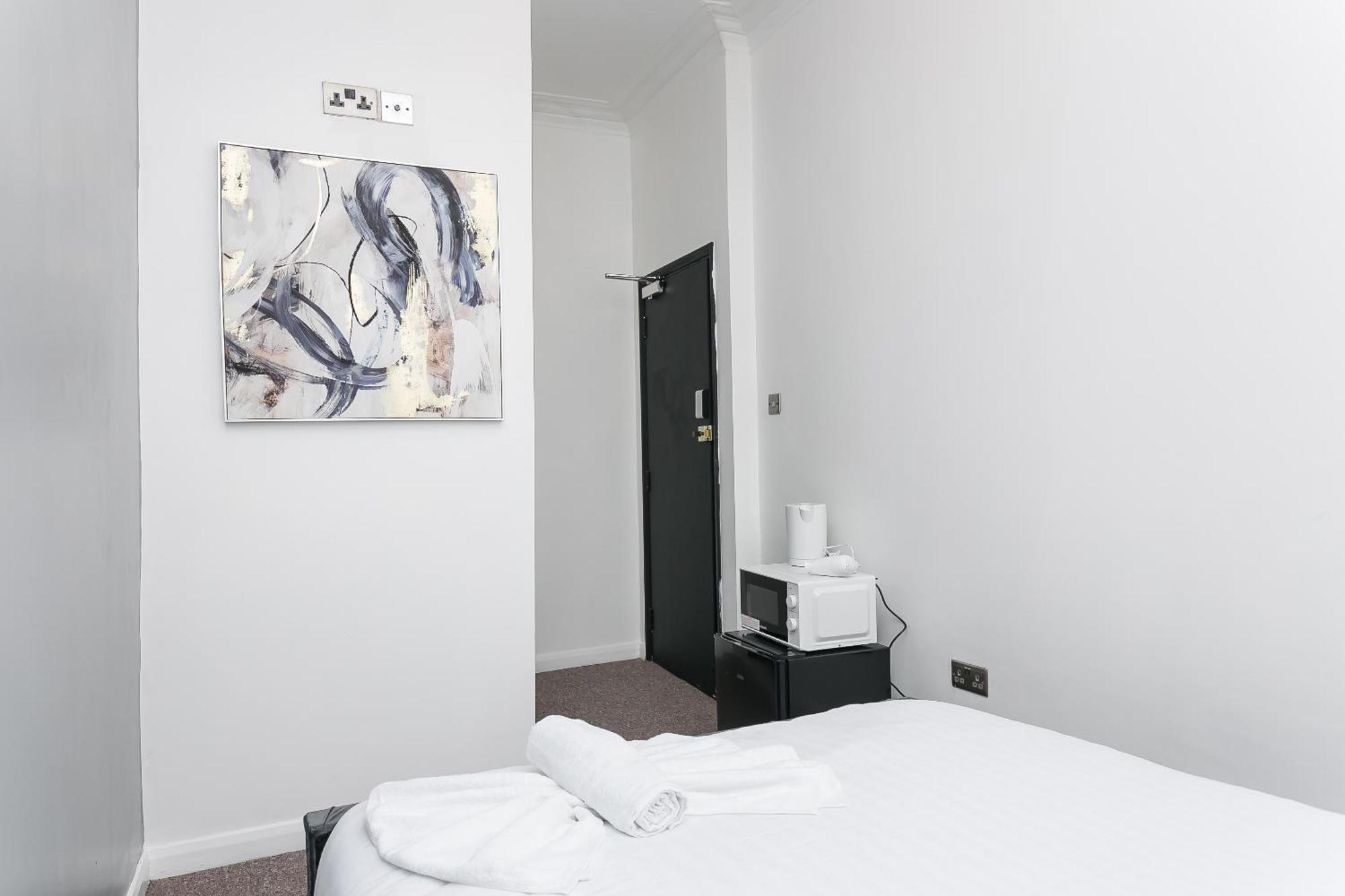 King Cross Collective - By Aura Hostel *