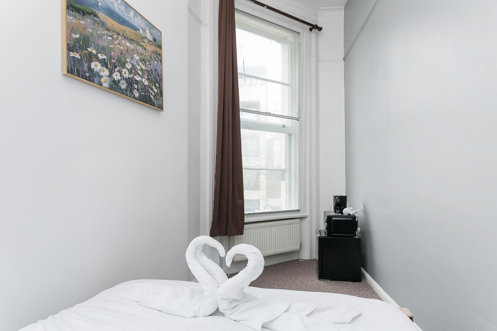 King Cross Collective - By Aura London