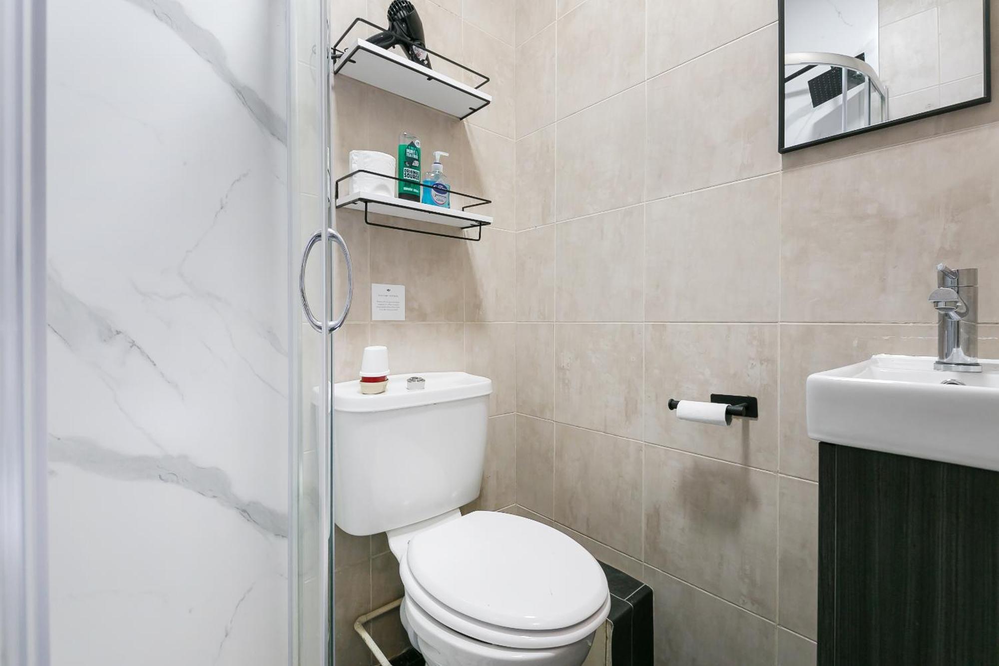 King Cross Collective - By Aura Hostel London
