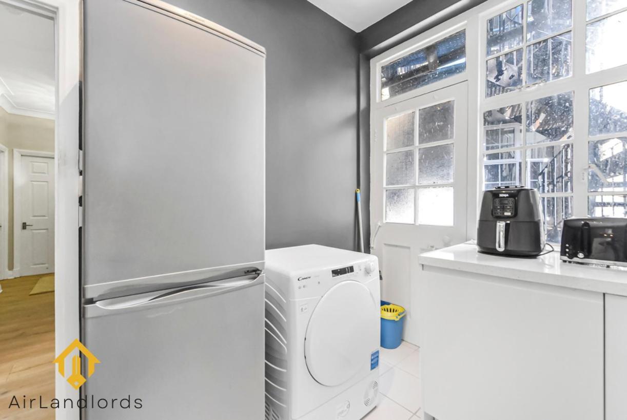 Stylish 3-bedroom Flat In Belsize Park Perfect For Families Business Trips! *