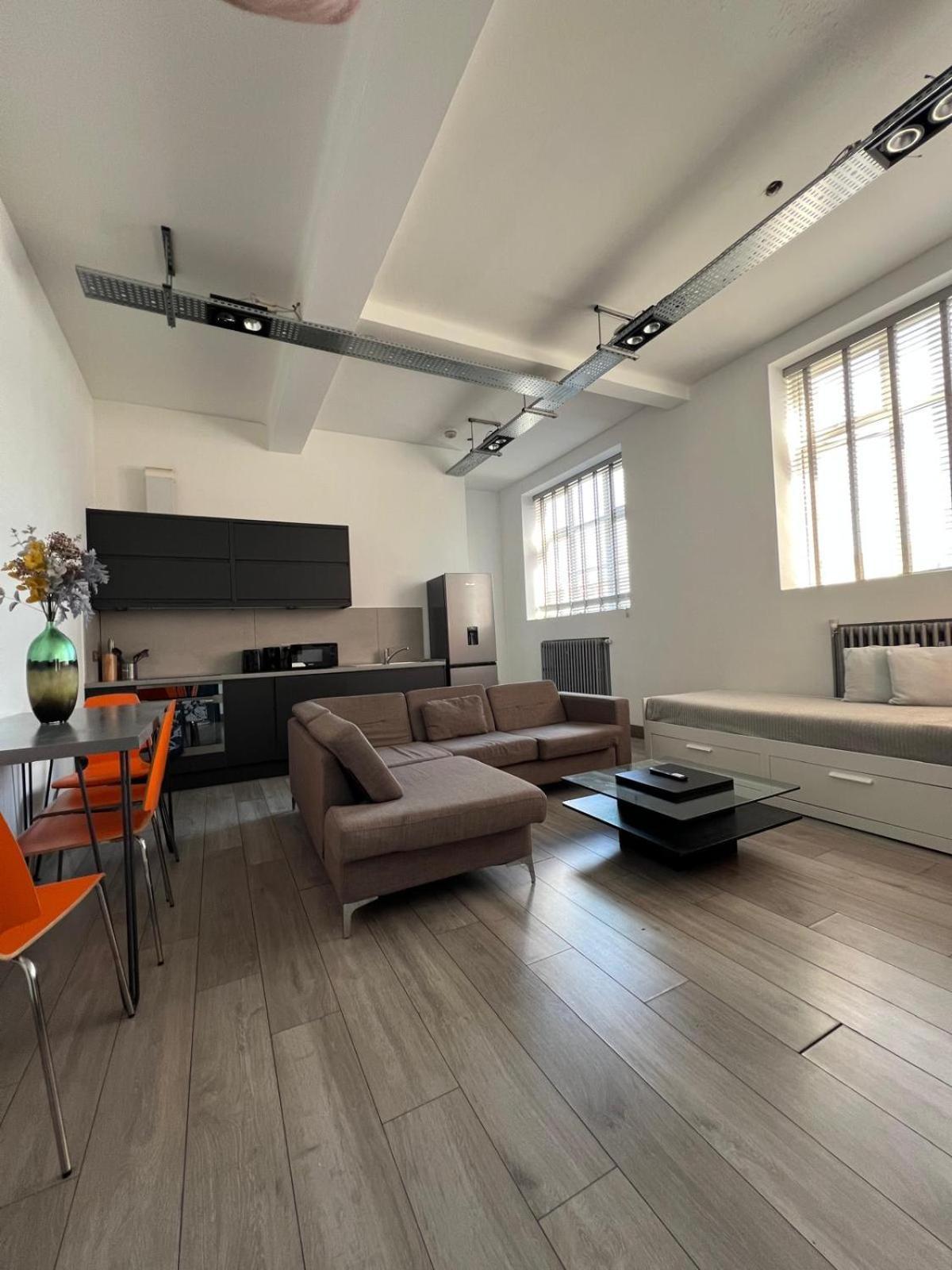 Modern 2Bed Warehouse Conversion Apartment For 6 People - London Londres