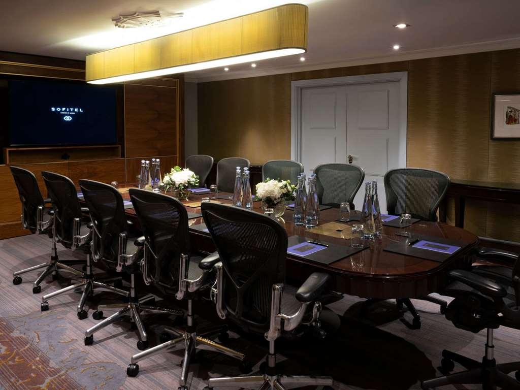 Sofitel St 5* Londen