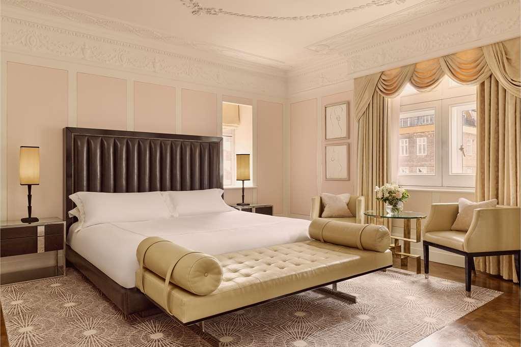 Hotel The Connaught, Maybourne Collection 5*
