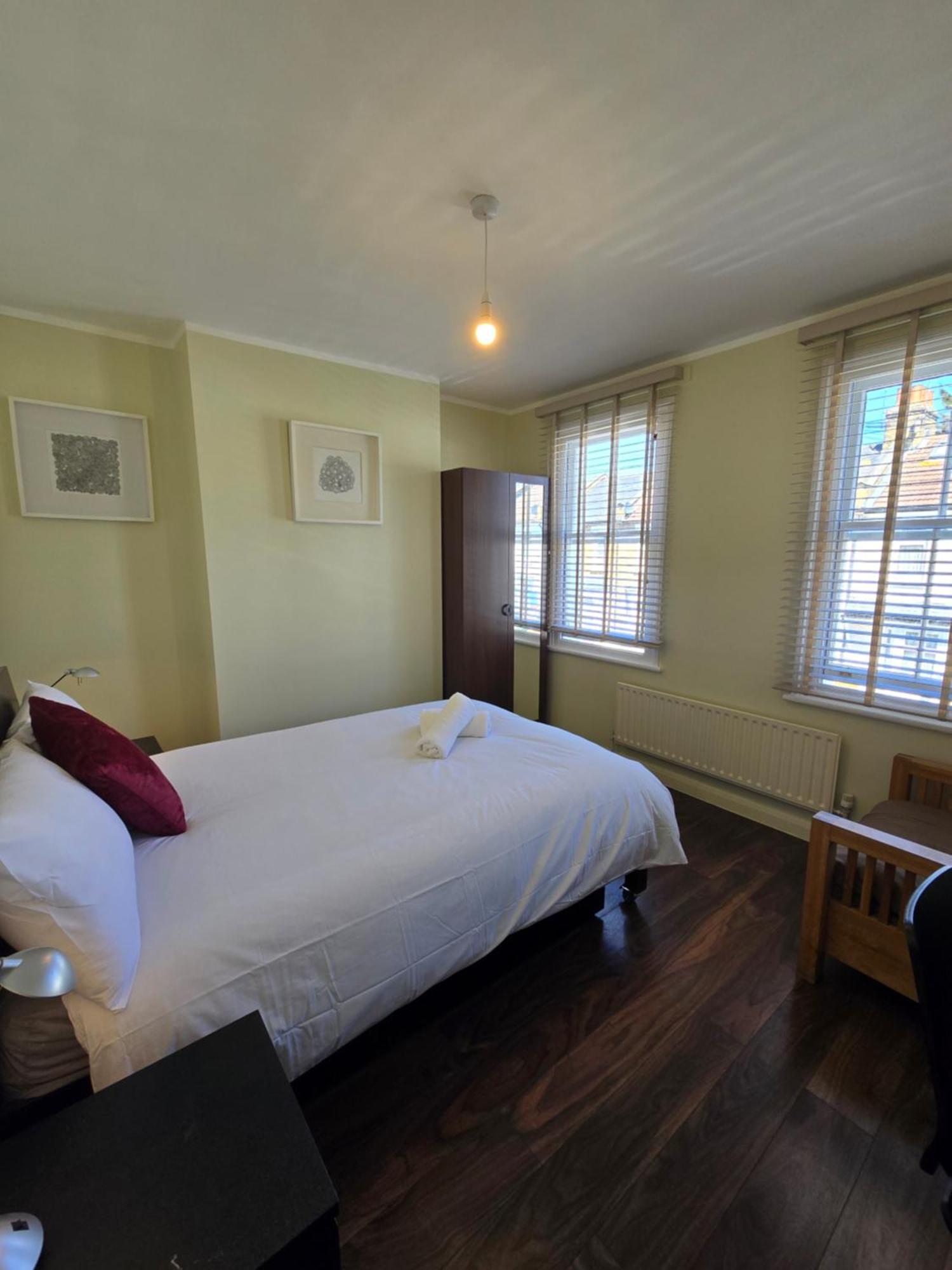Cosy 2br House In Stratford & Westfield Area * London