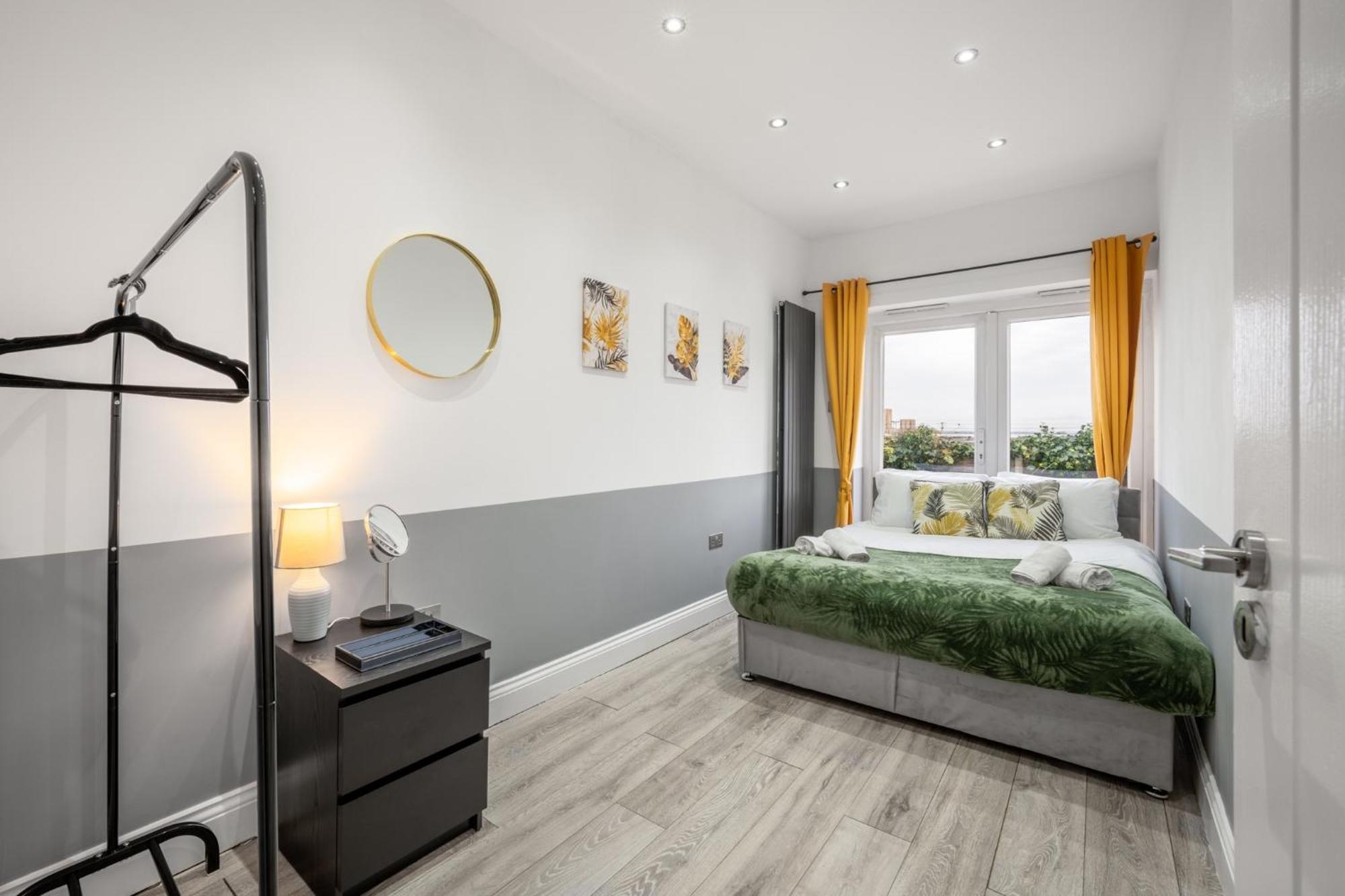 Peaceful 3 Bed Acton Retreat Zone 2 Sleeps 9 Ferienhaus *