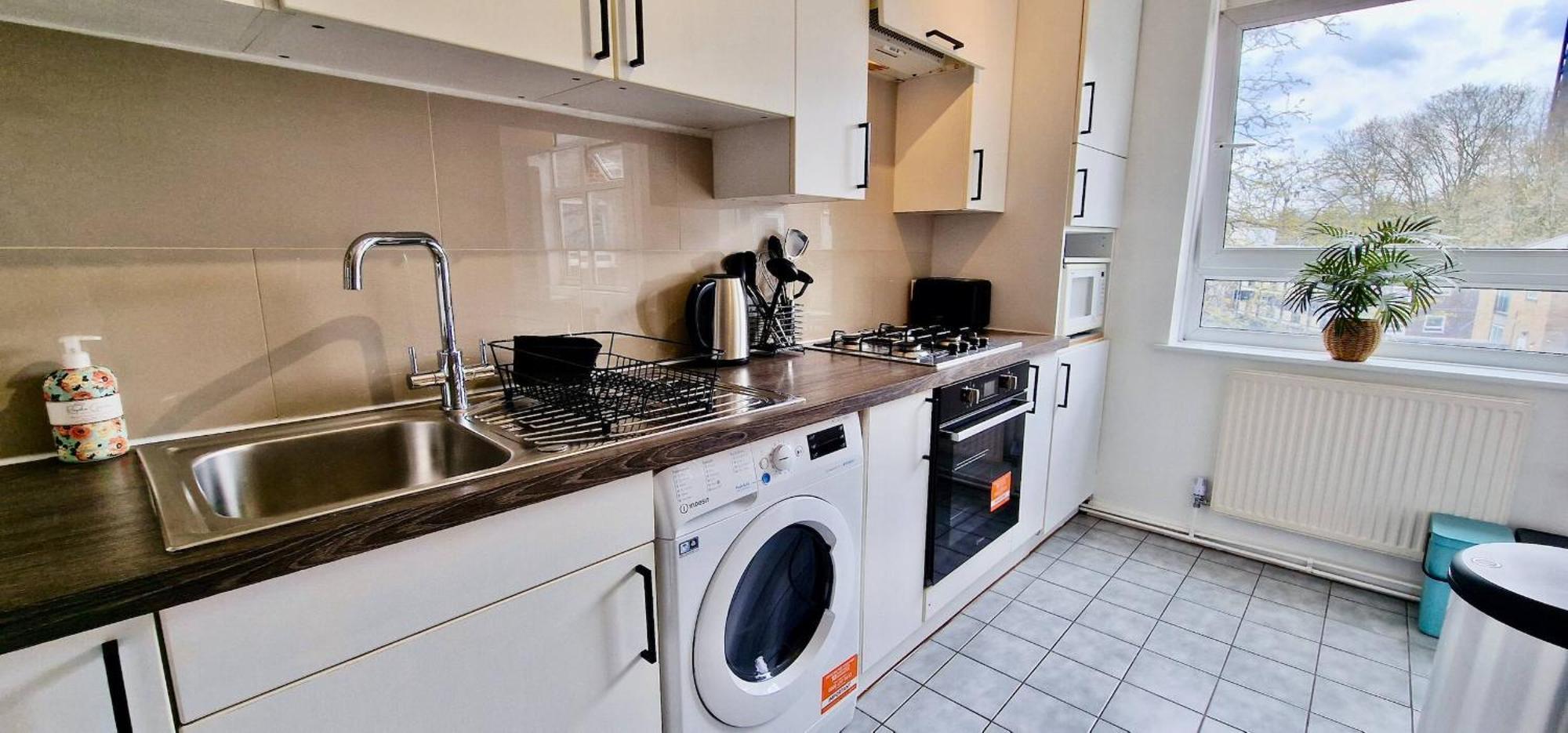 Apartment Canal View 3 Bed Flat - Little Venice!