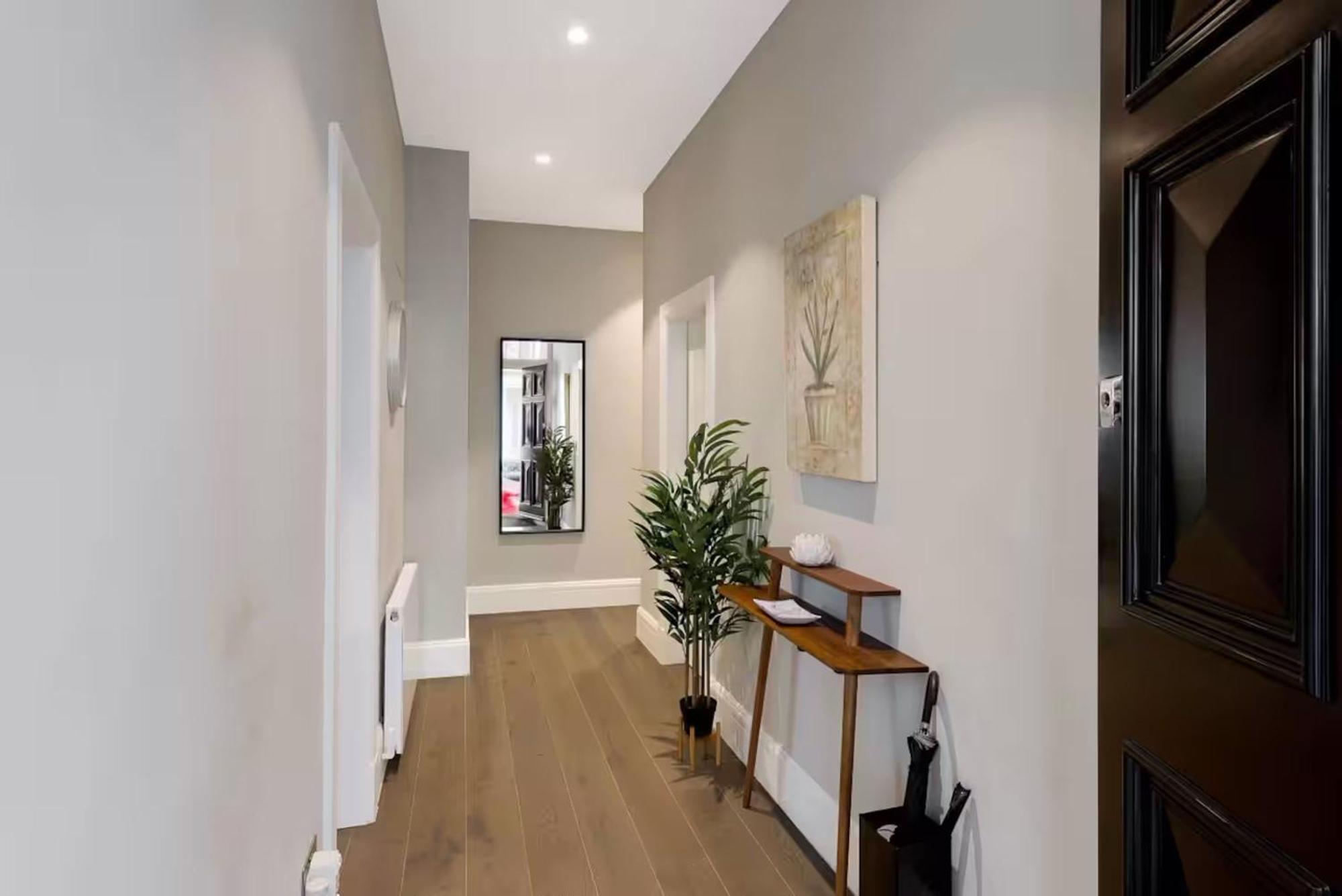 Collingham Road - 2 Bedroom I Apartment *