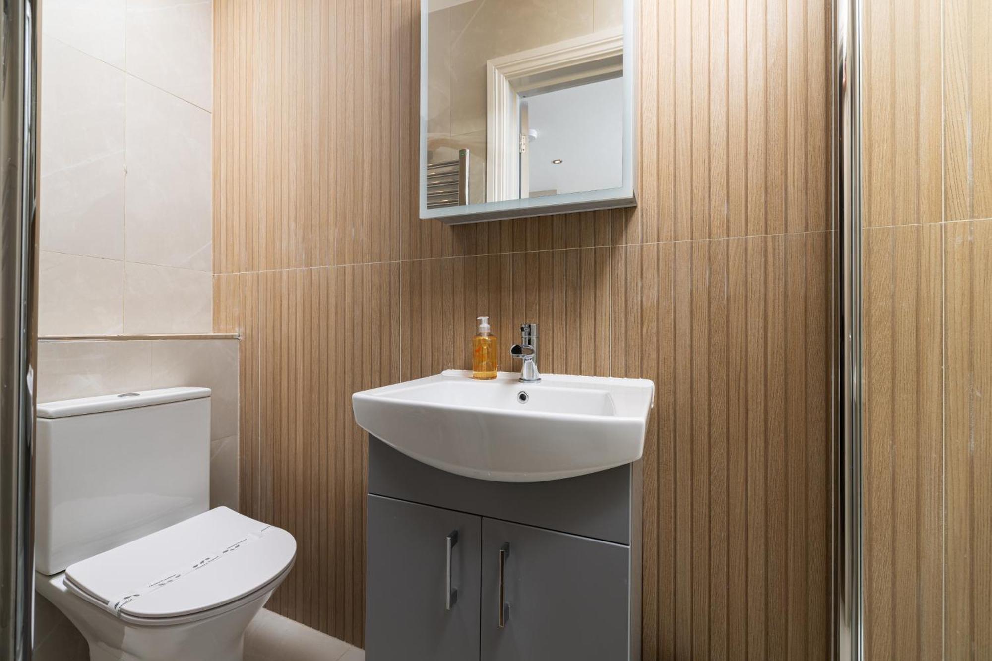 Appartement Charmstay Kensington Olympia Londen