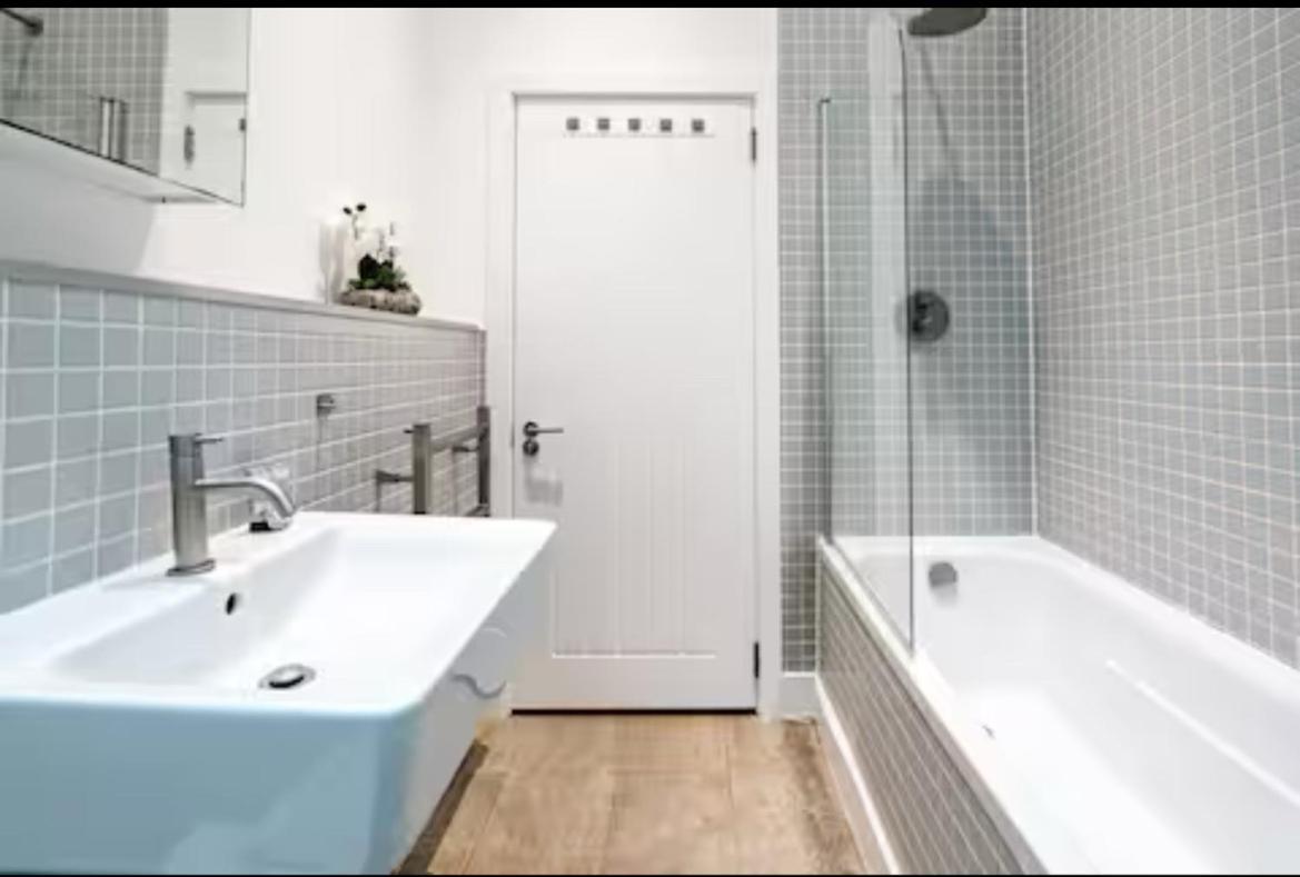 Luxury 2br In Apartment London