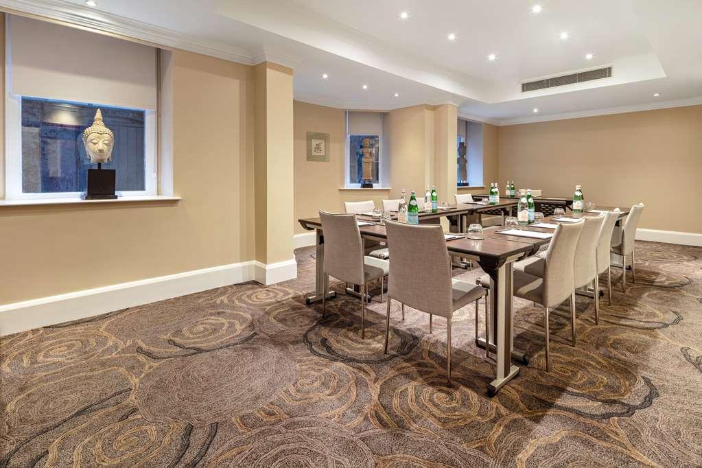 Hotel Radisson Blu Hotel, Tottenham Court Road 4*