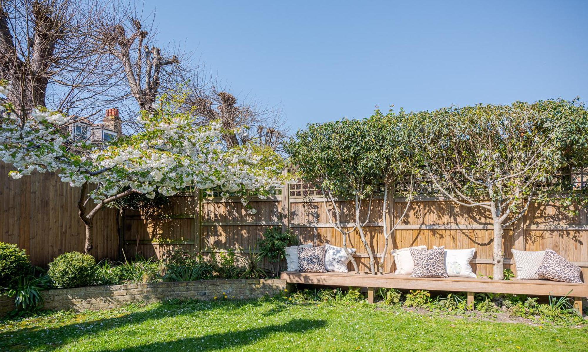 Heaver House - Stunning, Large 5br Nr Tube And Tooting Common *
