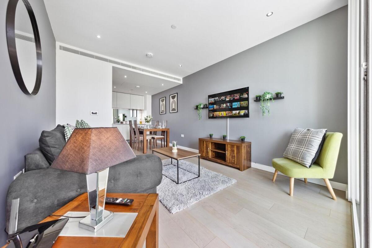 Sky Scraper Luxury 1br Roof Terrace And Gym Apartment *