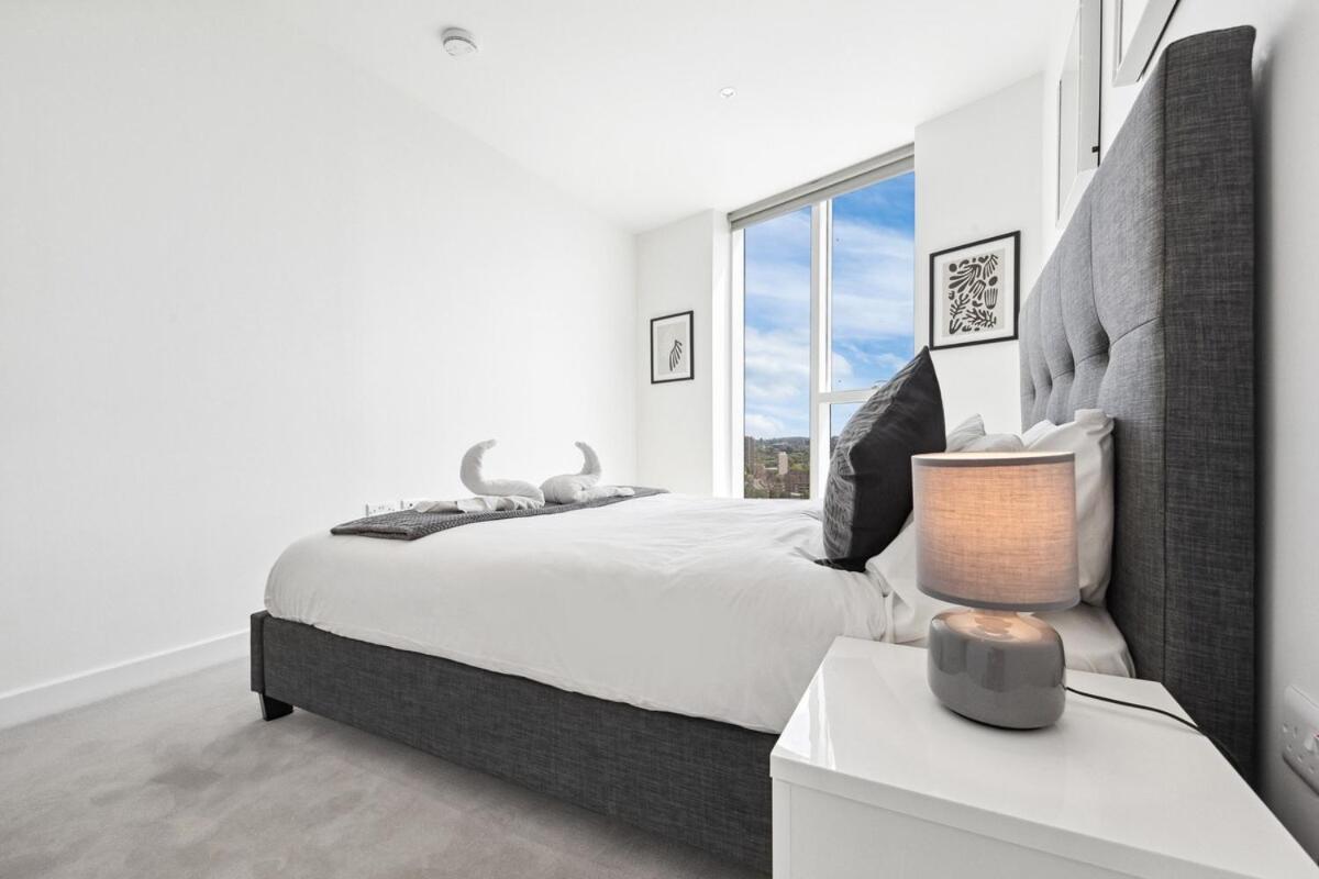 Apartment Sky Scraper Luxury 1br Roof Terrace And Gym *