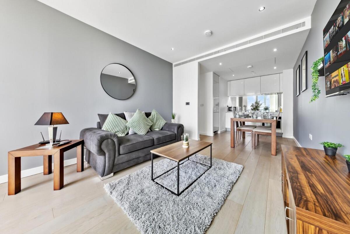 Sky Scraper Luxury 1br Roof Terrace And Gym London