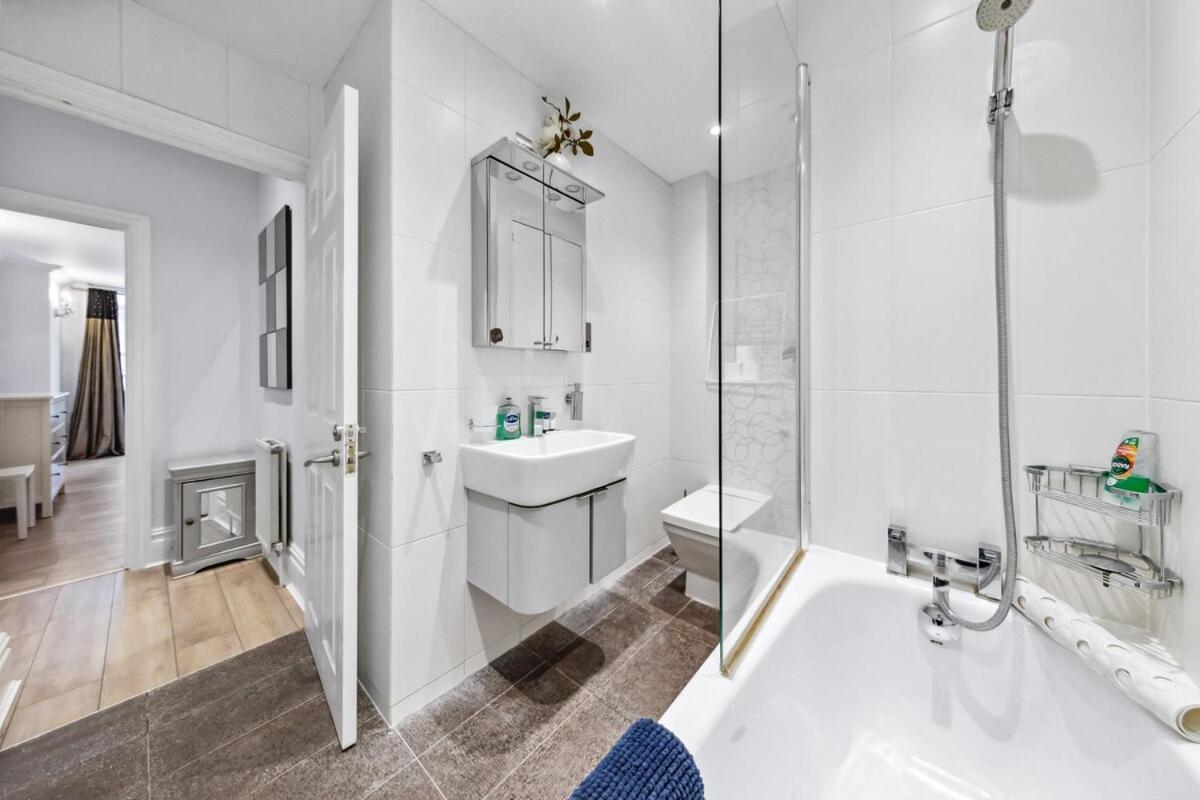 Apartment Spacious 3br Flat Walk To Oxford Street Tube London