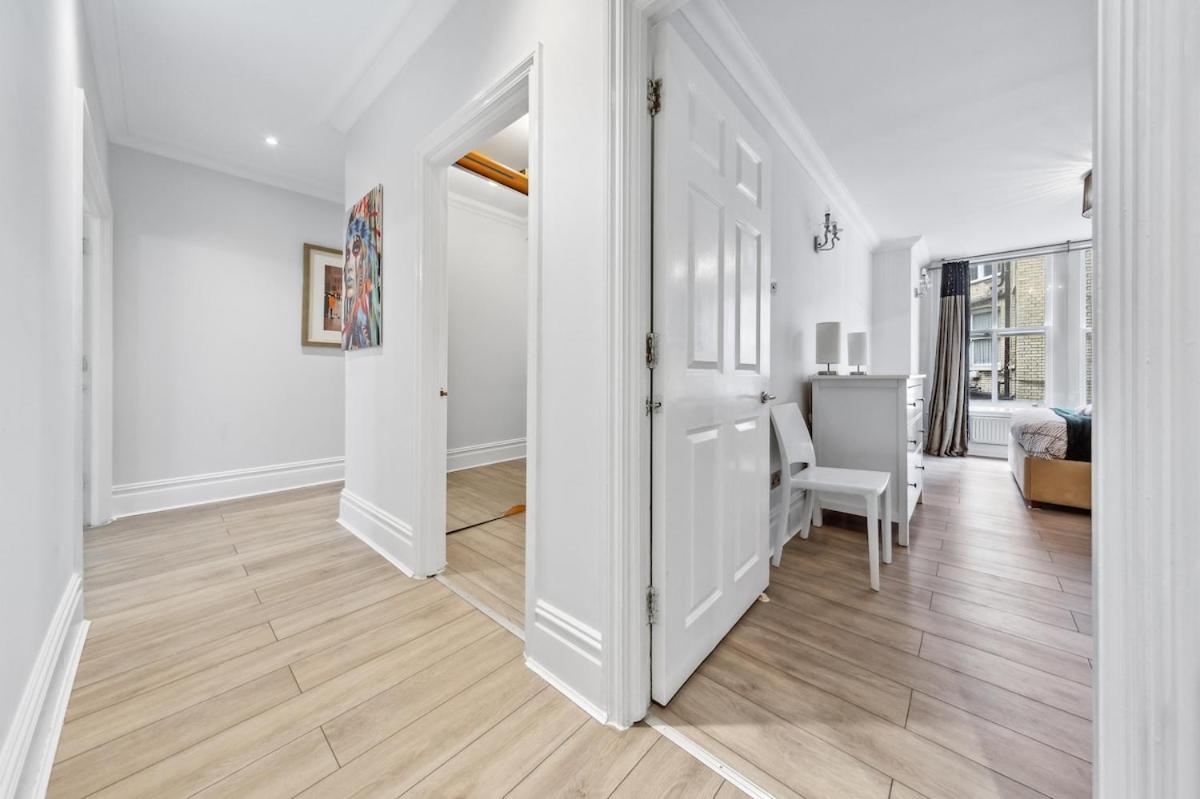 Spacious 3br Flat Walk To Oxford Street Tube * London