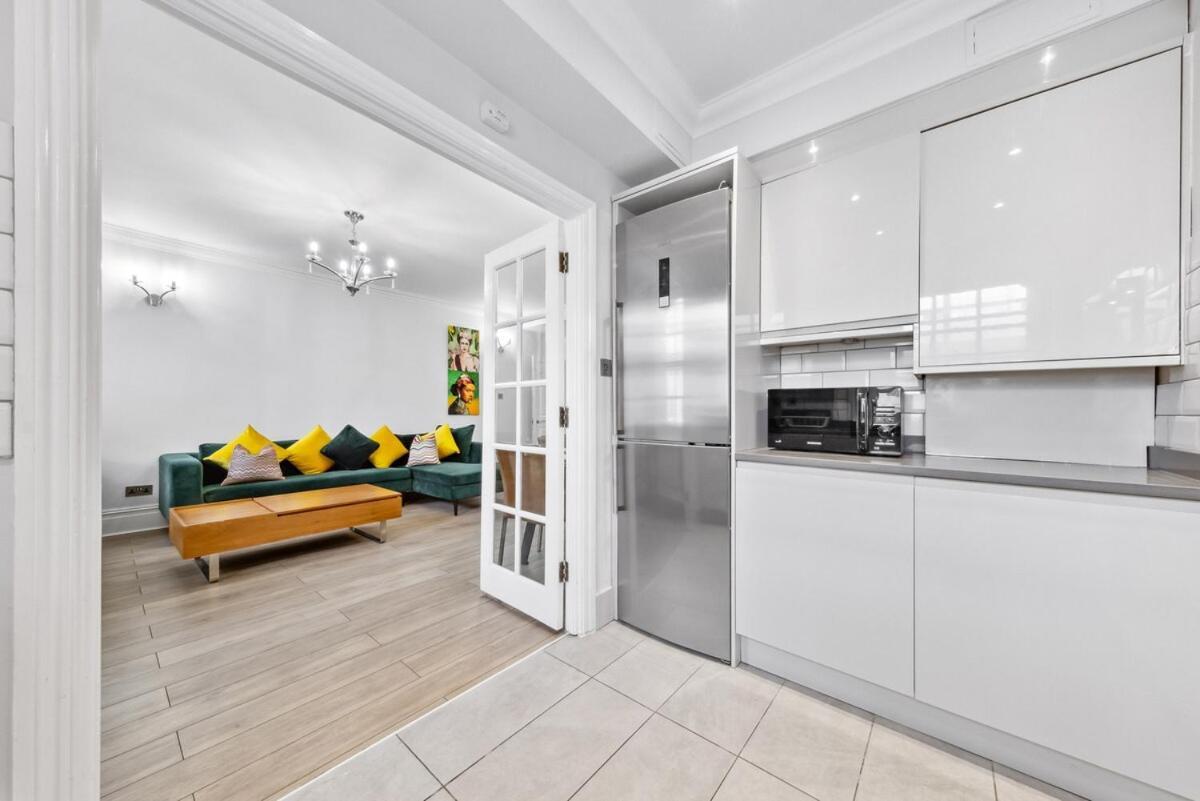 Spacious 3br Flat Walk To Oxford Street Tube * London
